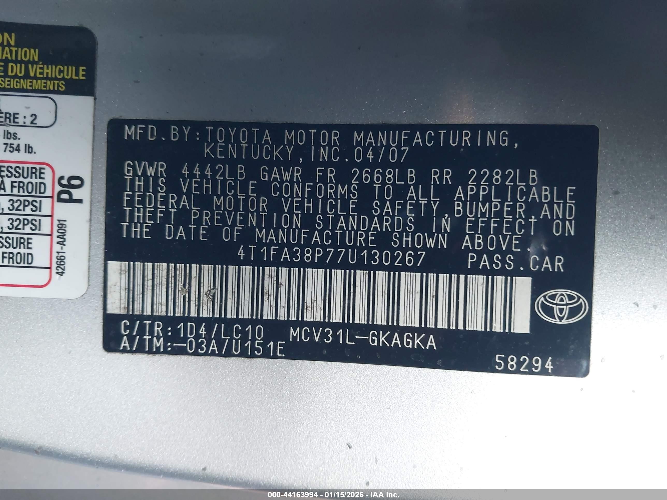 TOYOTA CAMRY image 9