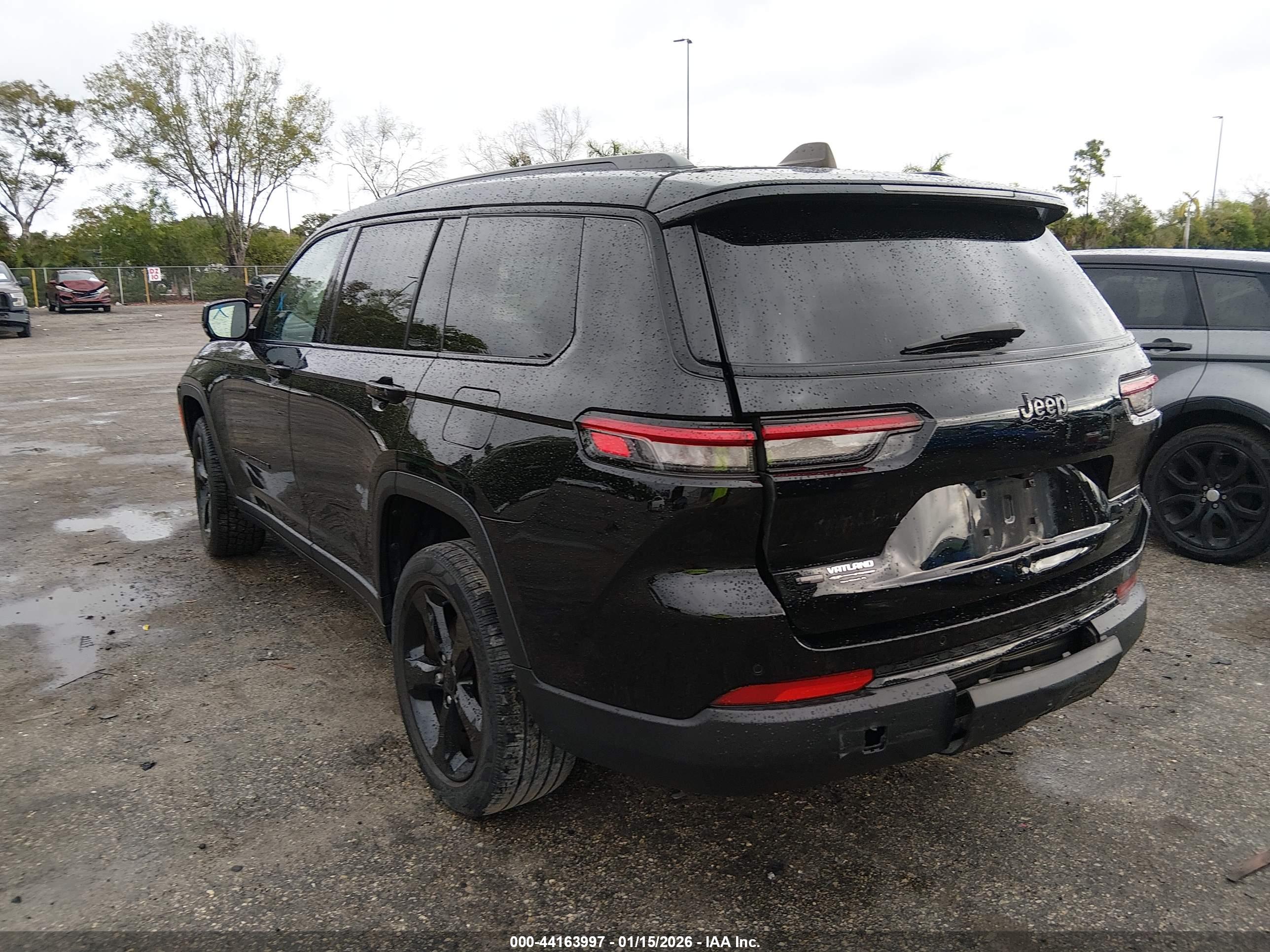 JEEP GRAND image 3