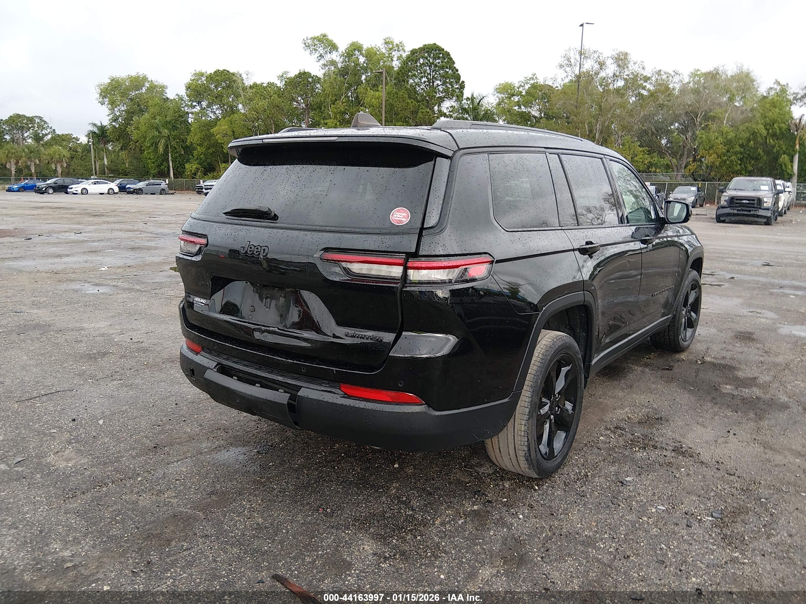 JEEP GRAND image 4