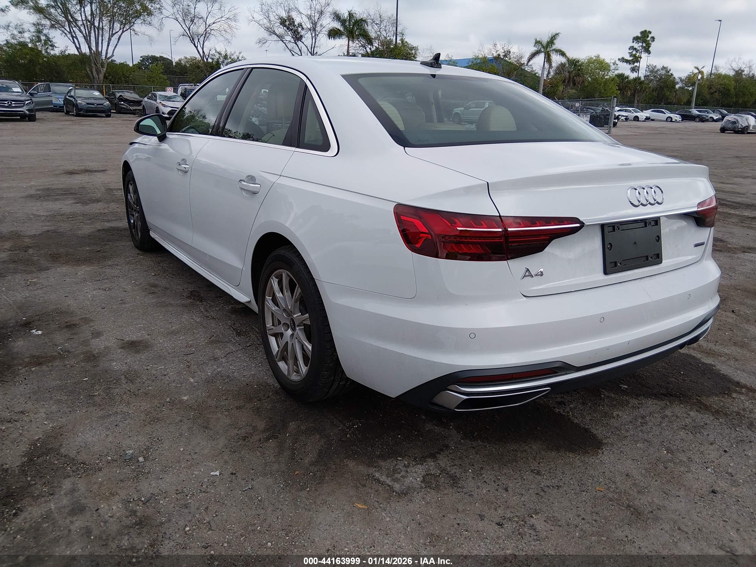AUDI A4 image 3