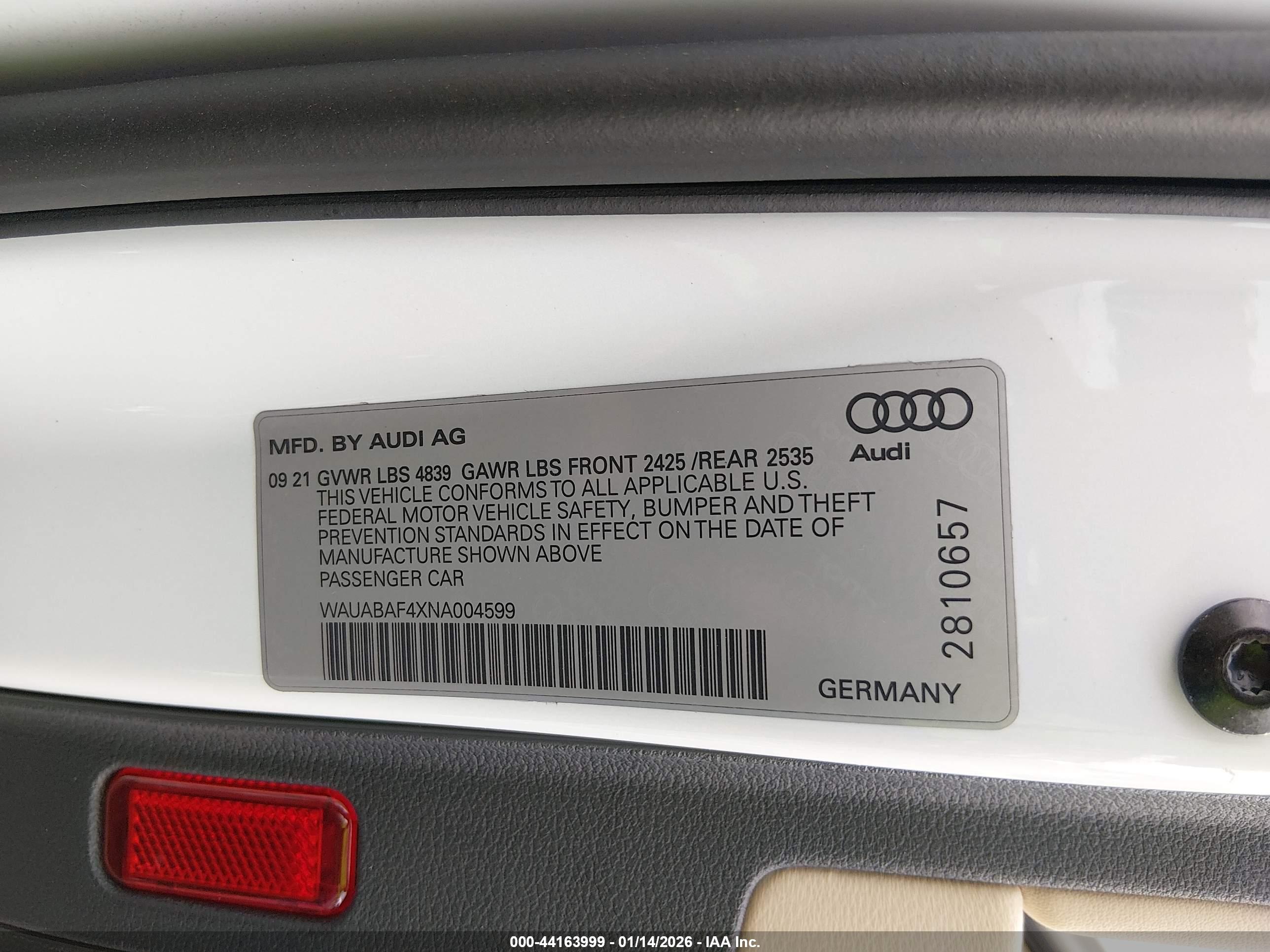 AUDI A4 image 9