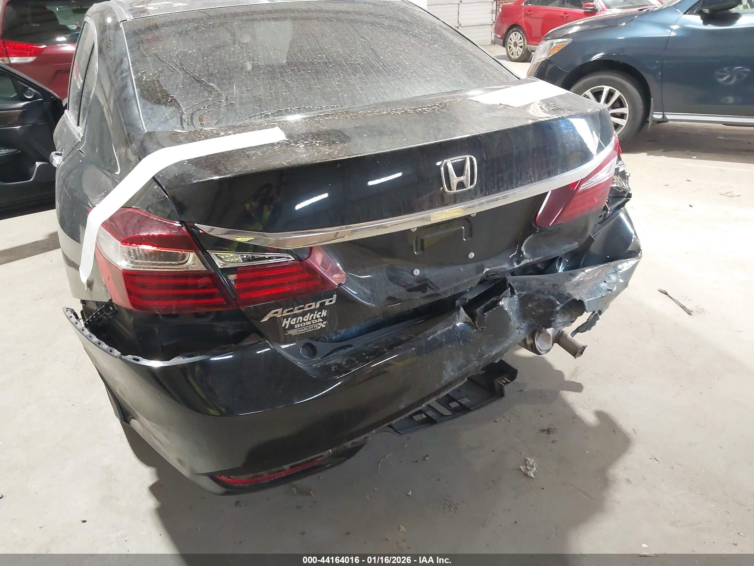 HONDA ACCORD image 6