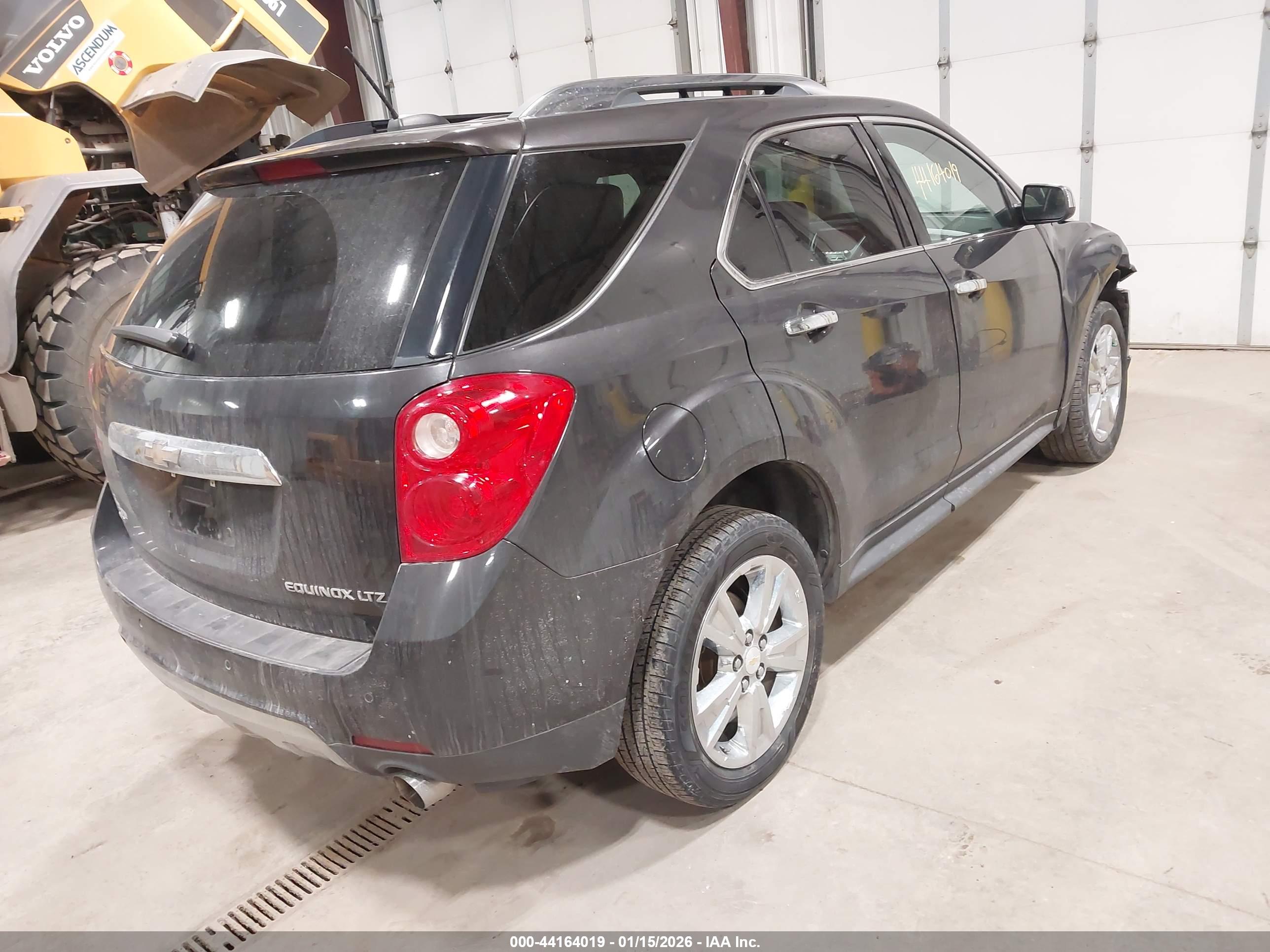 CHEVROLET EQUINOX image 4