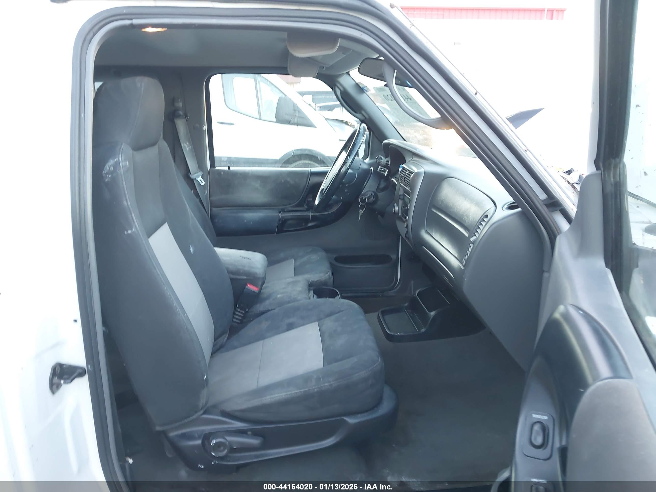 FORD RANGER image 5