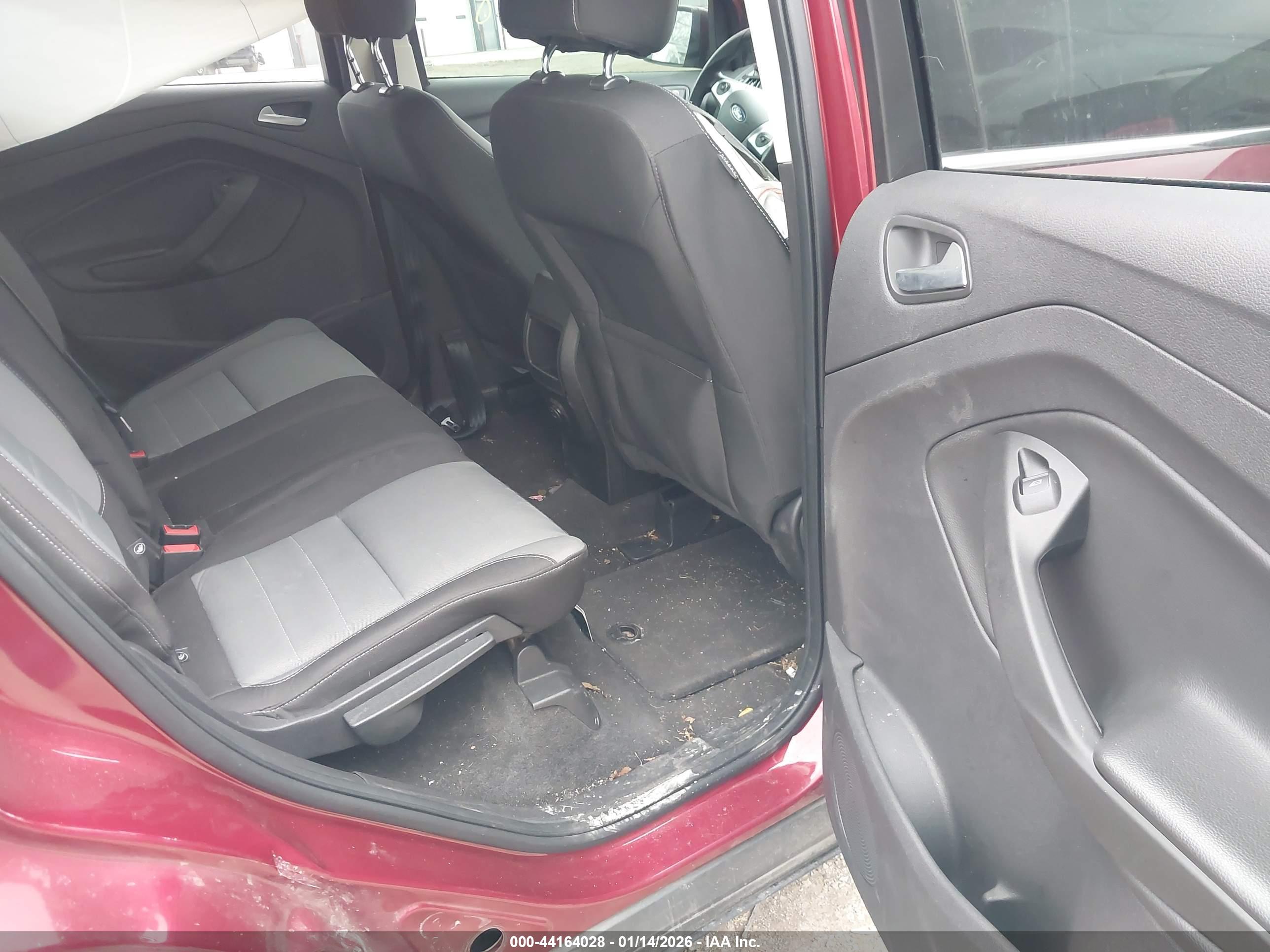 FORD ESCAPE image 8