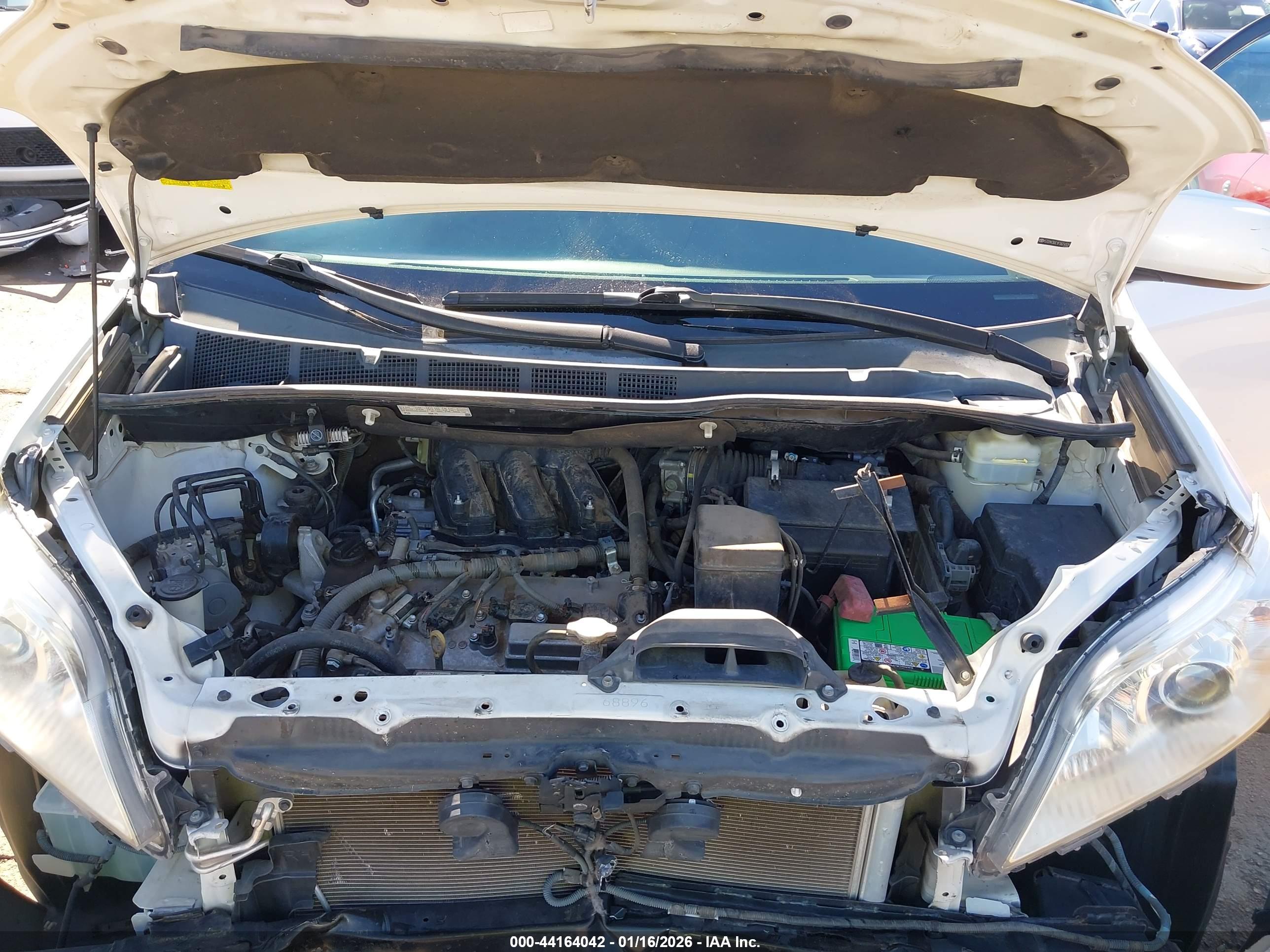 TOYOTA SIENNA image 10
