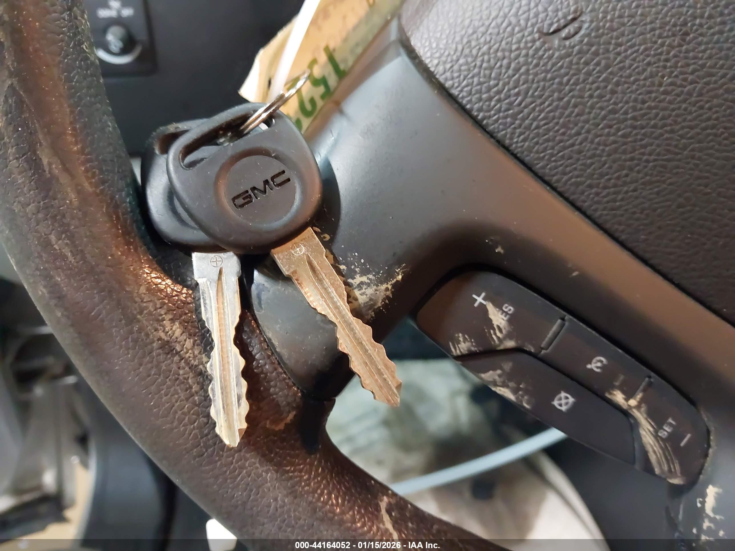 GMC SIERRA image 11