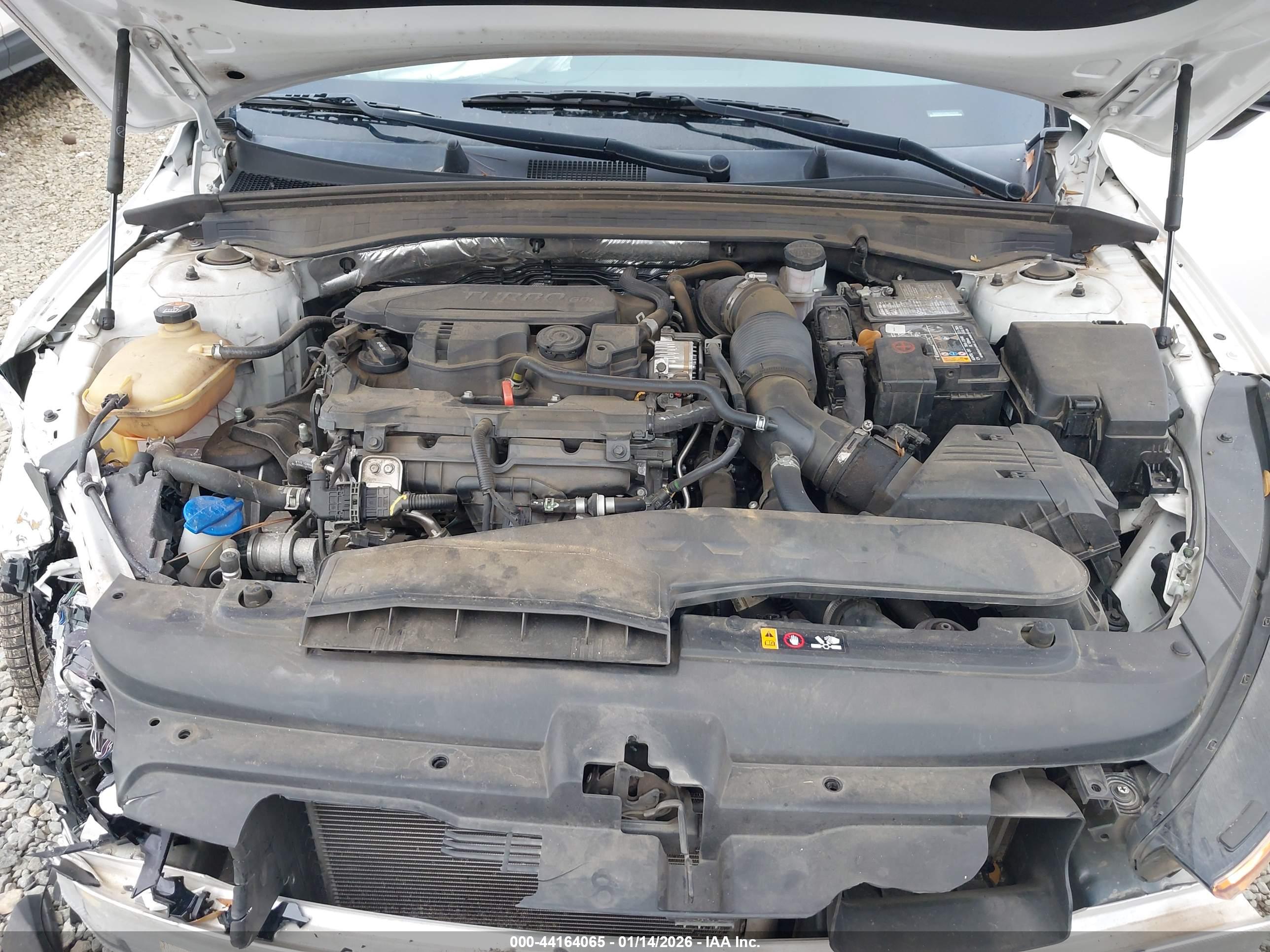 KIA K5 image 10