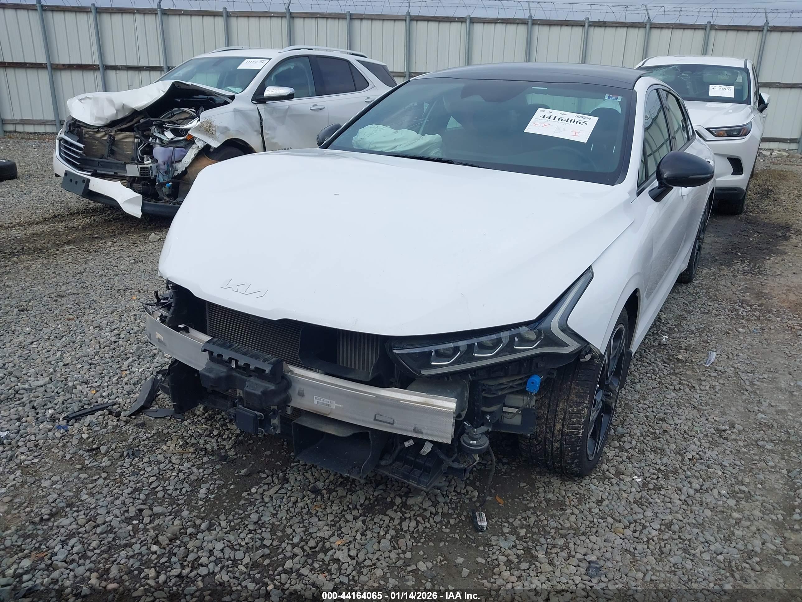 KIA K5 image 6