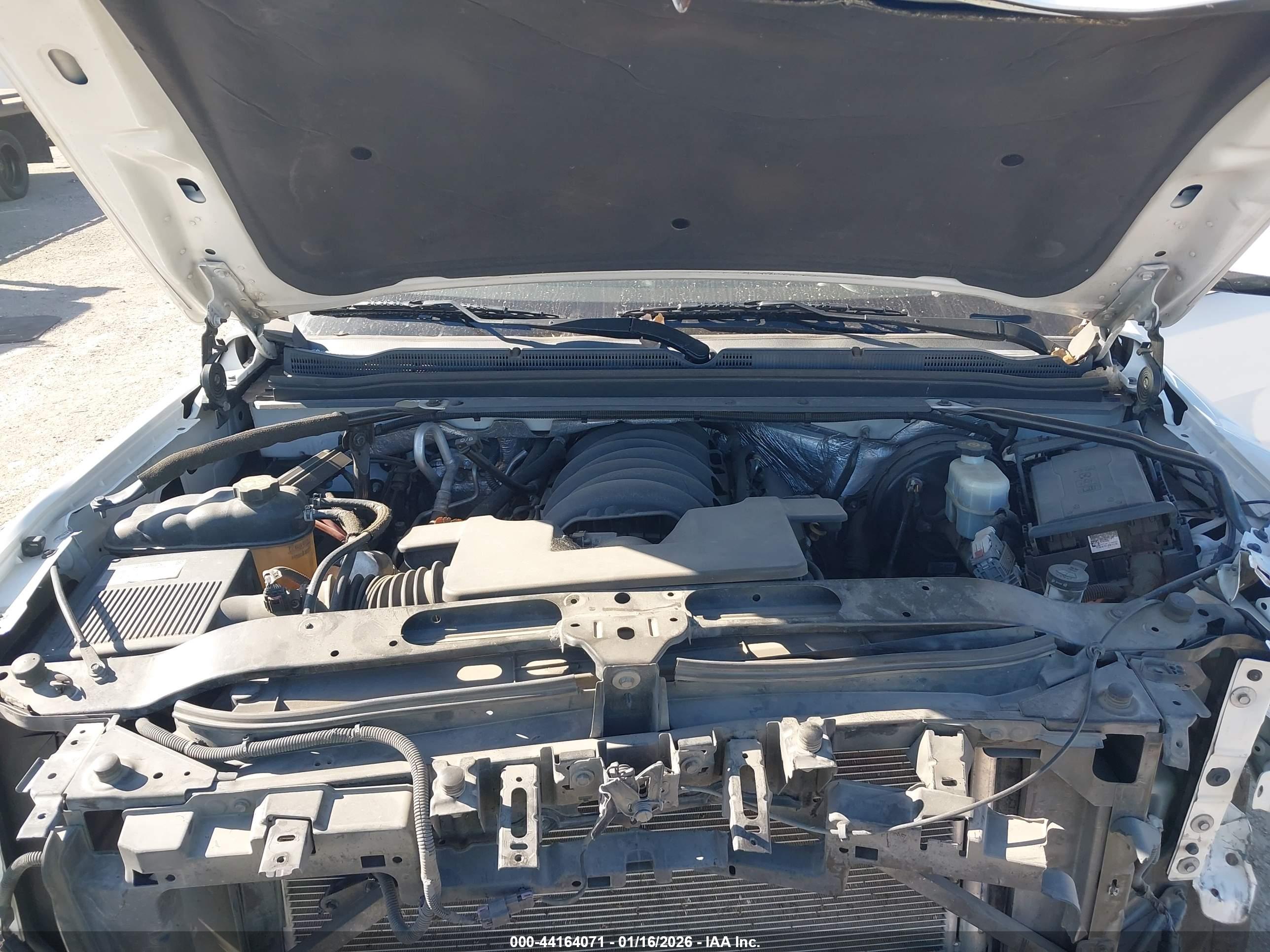 CHEVROLET TAHOE image 10