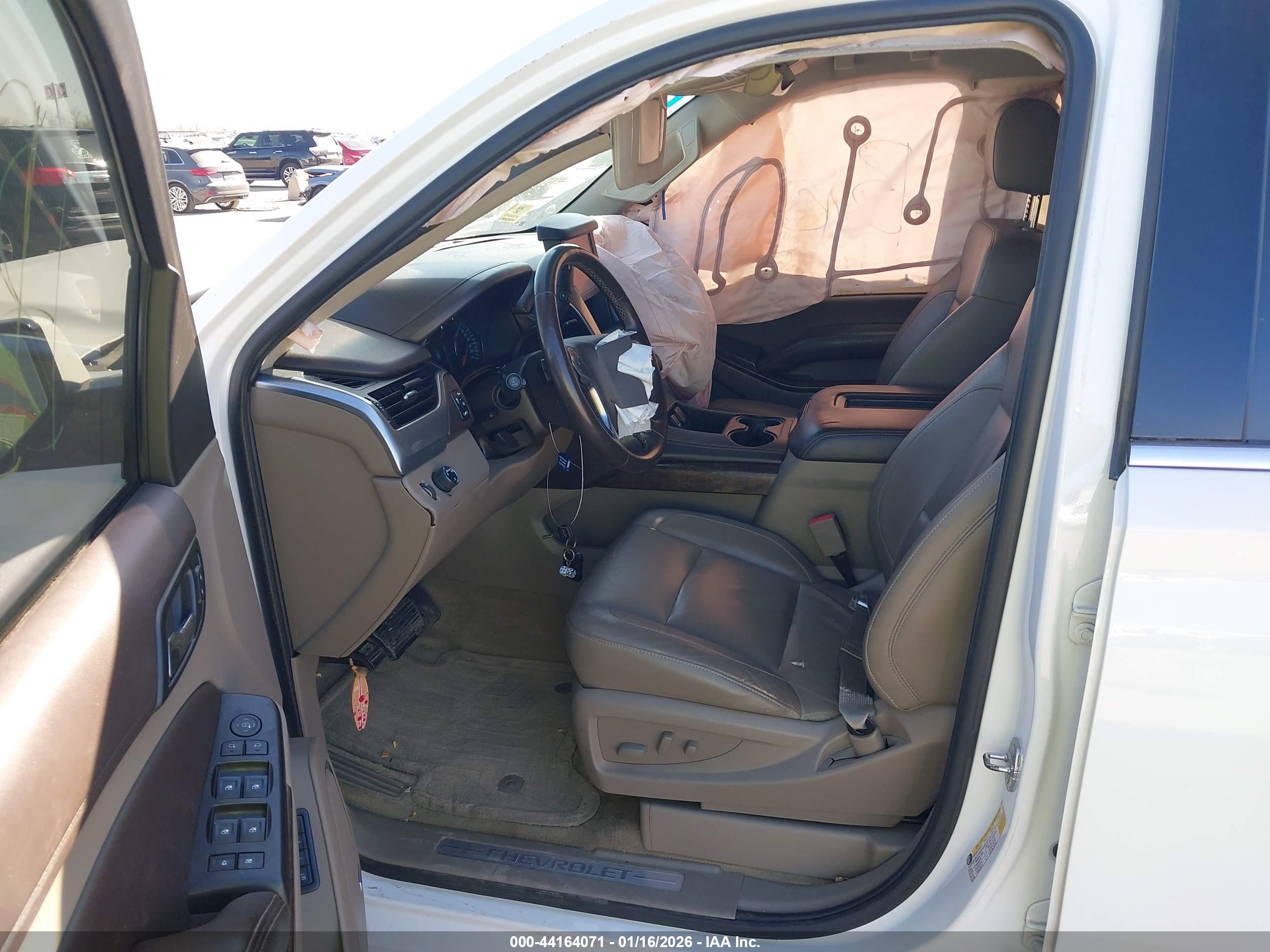 CHEVROLET TAHOE image 5
