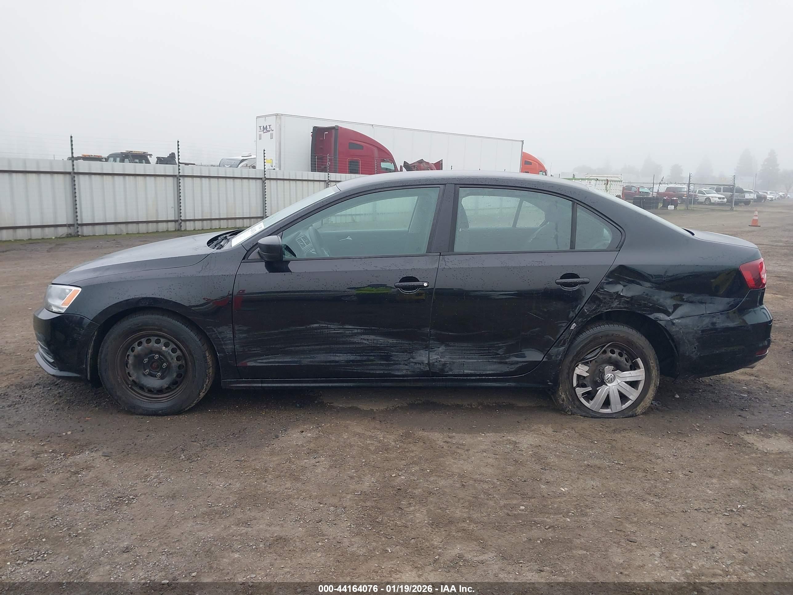 VOLKSWAGEN JETTA image 6