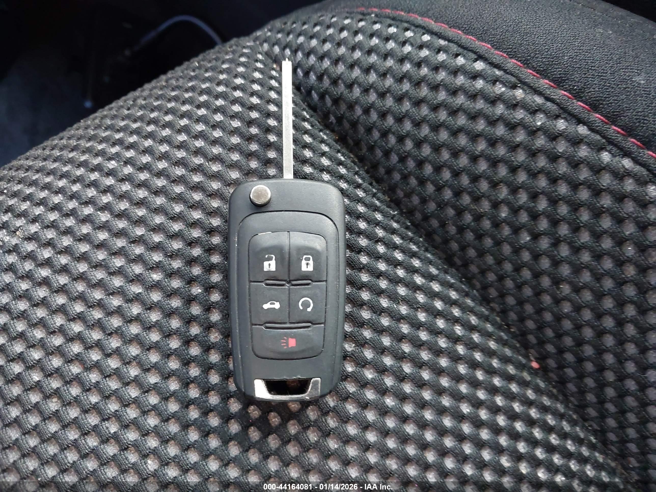 CHEVROLET EQUINOX image 11