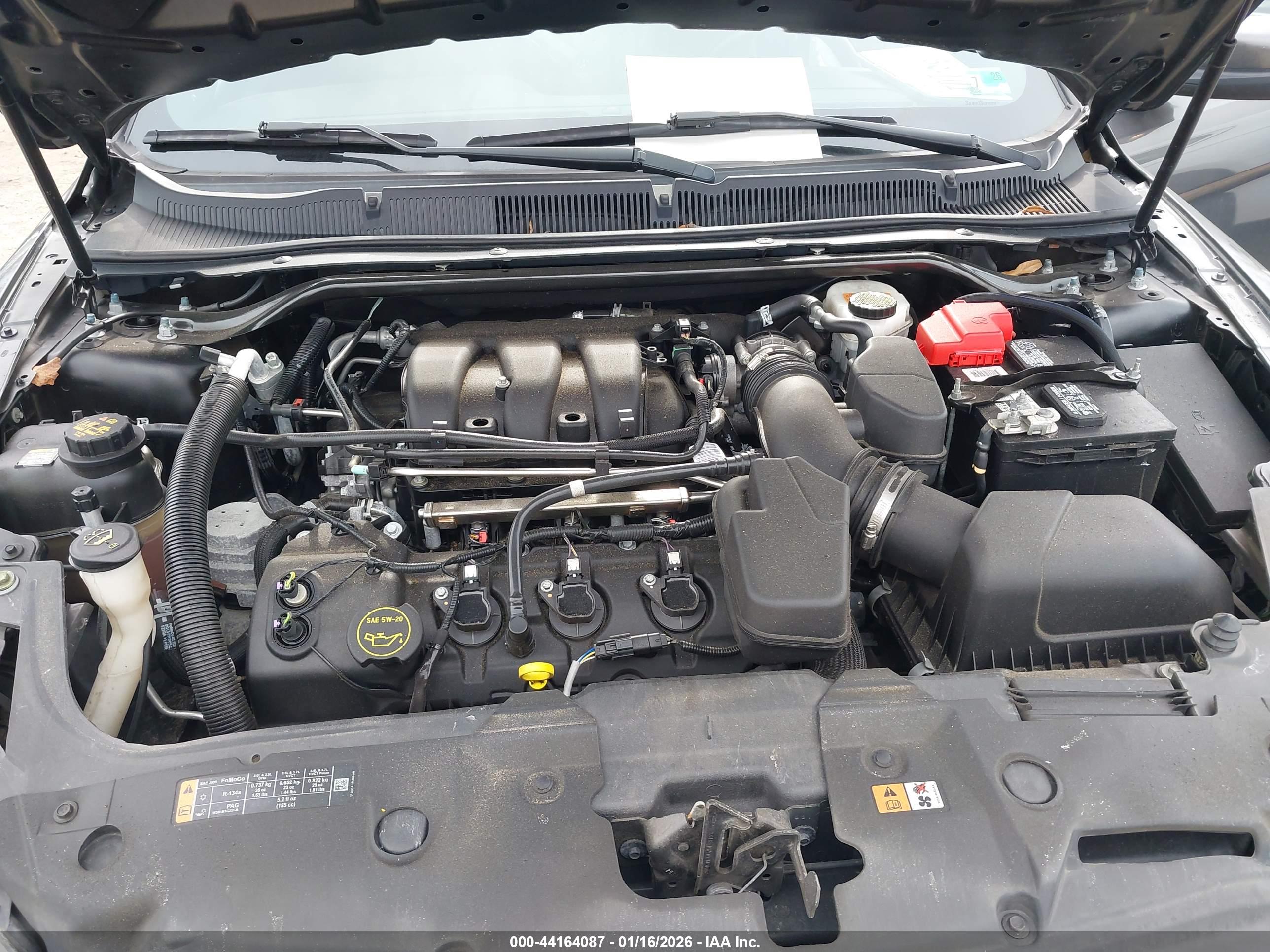FORD TAURUS image 10