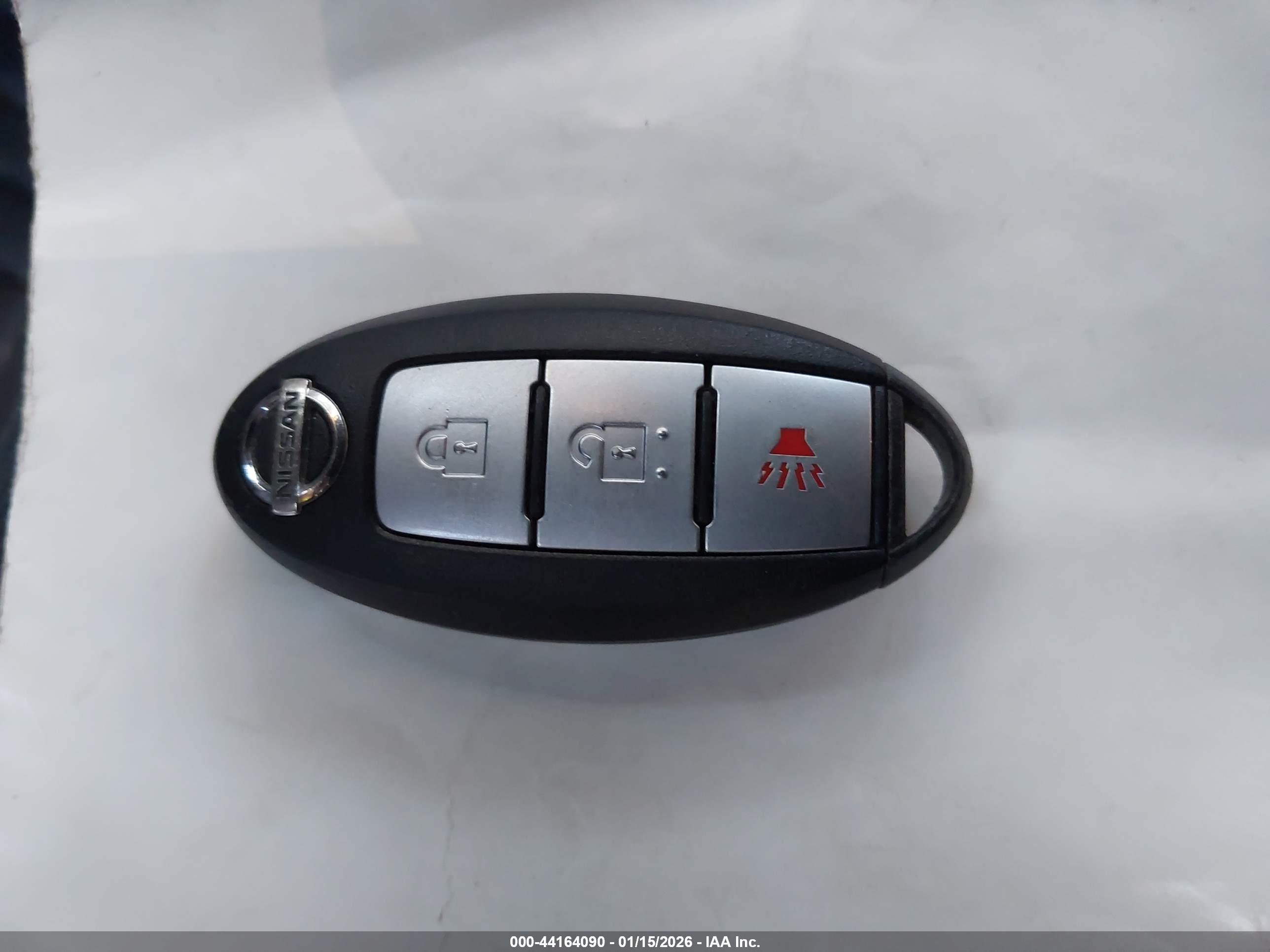 NISSAN ROGUE image 11