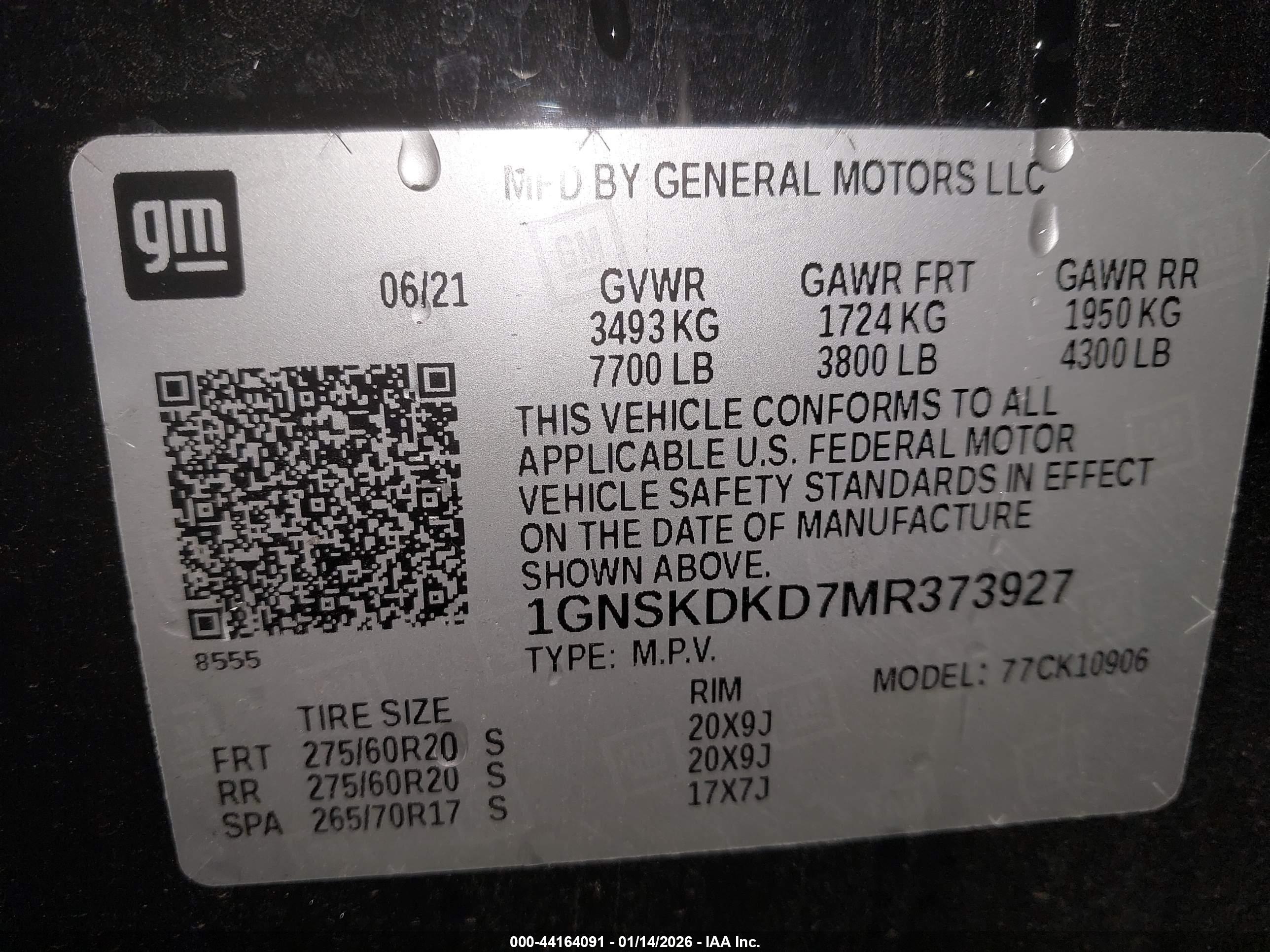 CHEVROLET SUBURBAN image 9