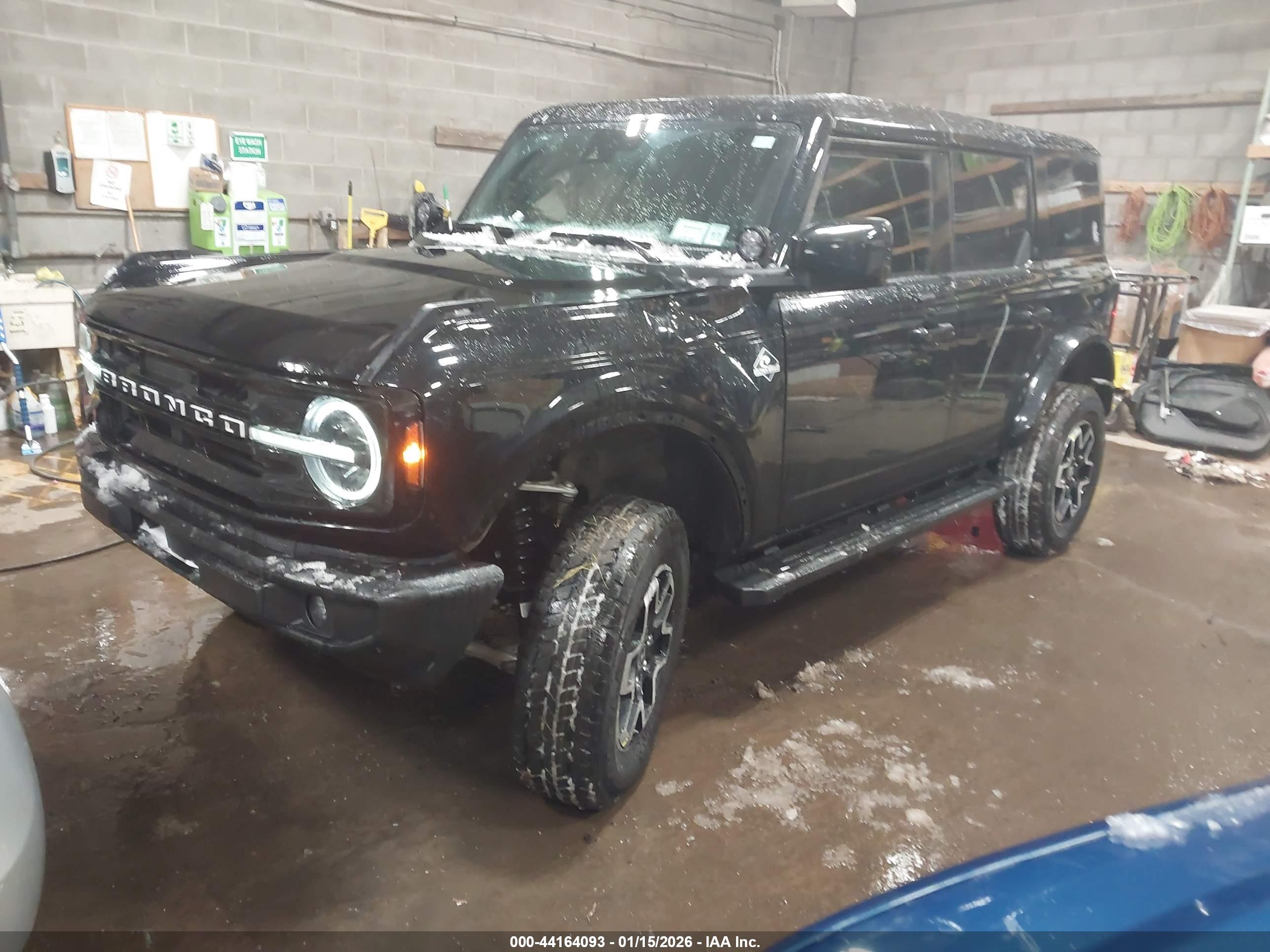 FORD BRONCO image 2