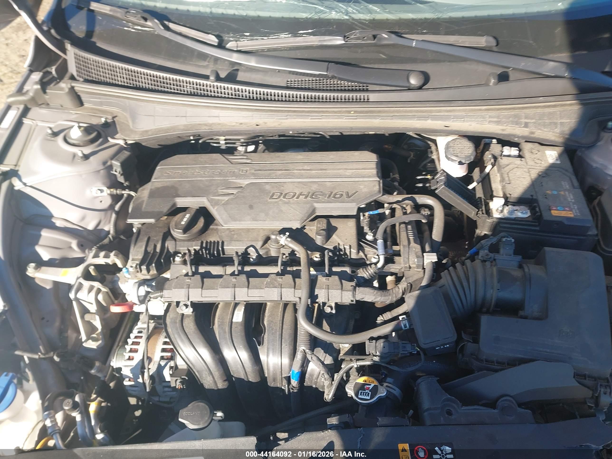 HYUNDAI ELANTRA image 10