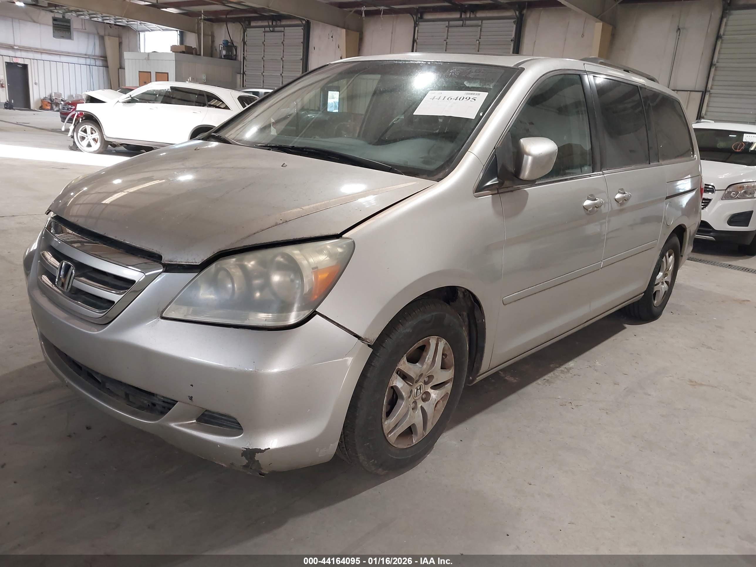HONDA ODYSSEY image 6