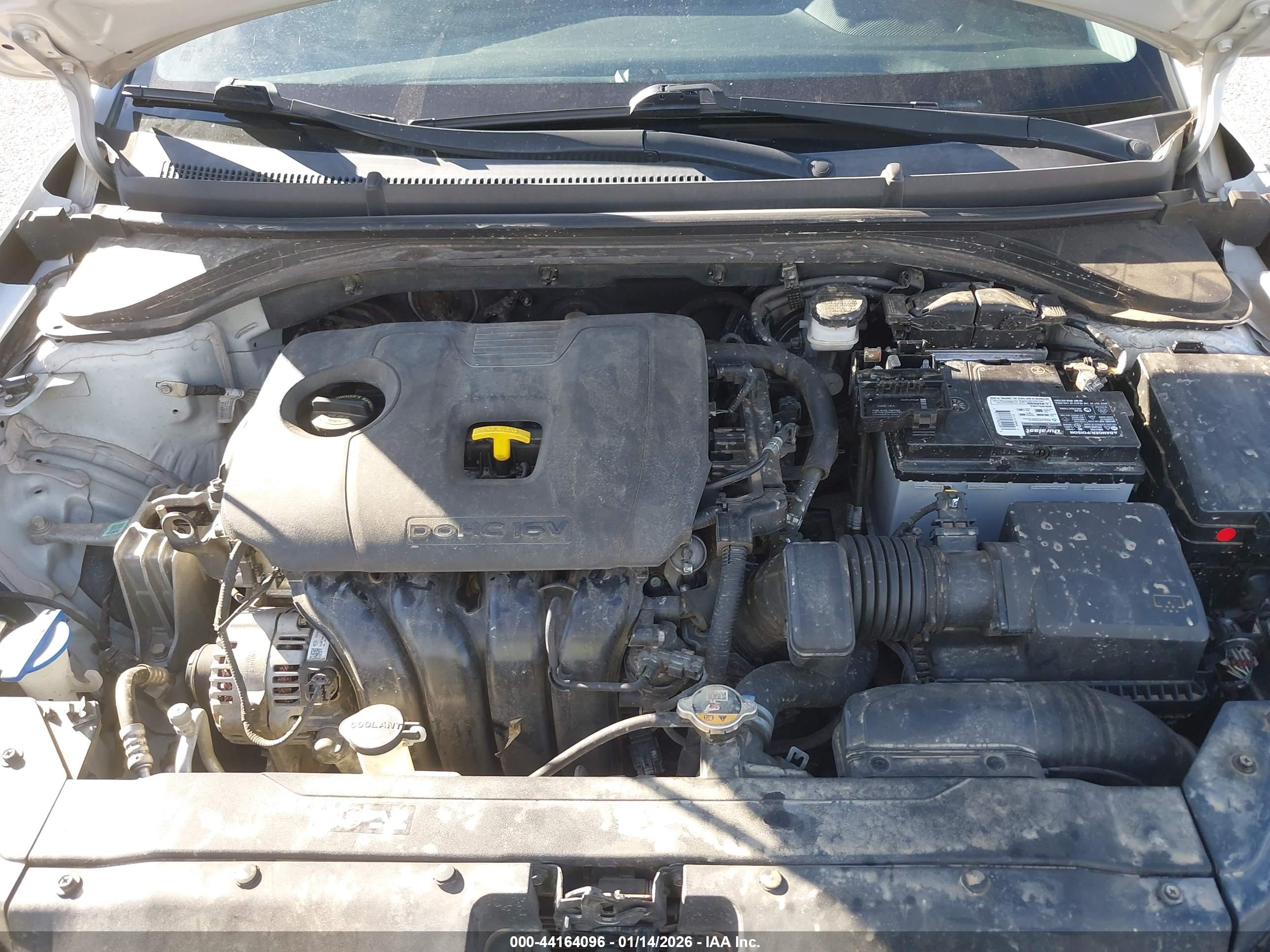 HYUNDAI ELANTRA image 10