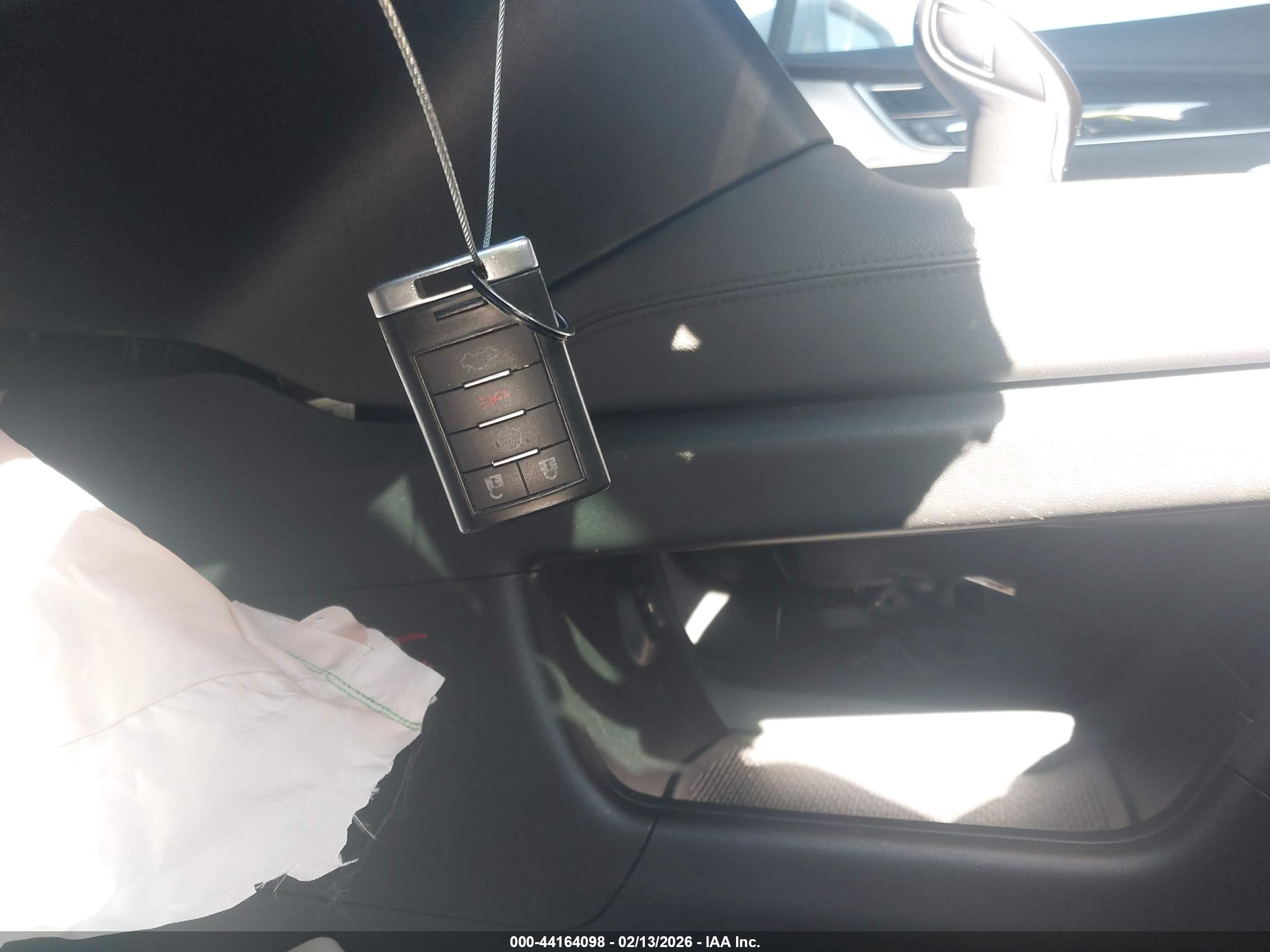 CADILLAC XT6 image 11