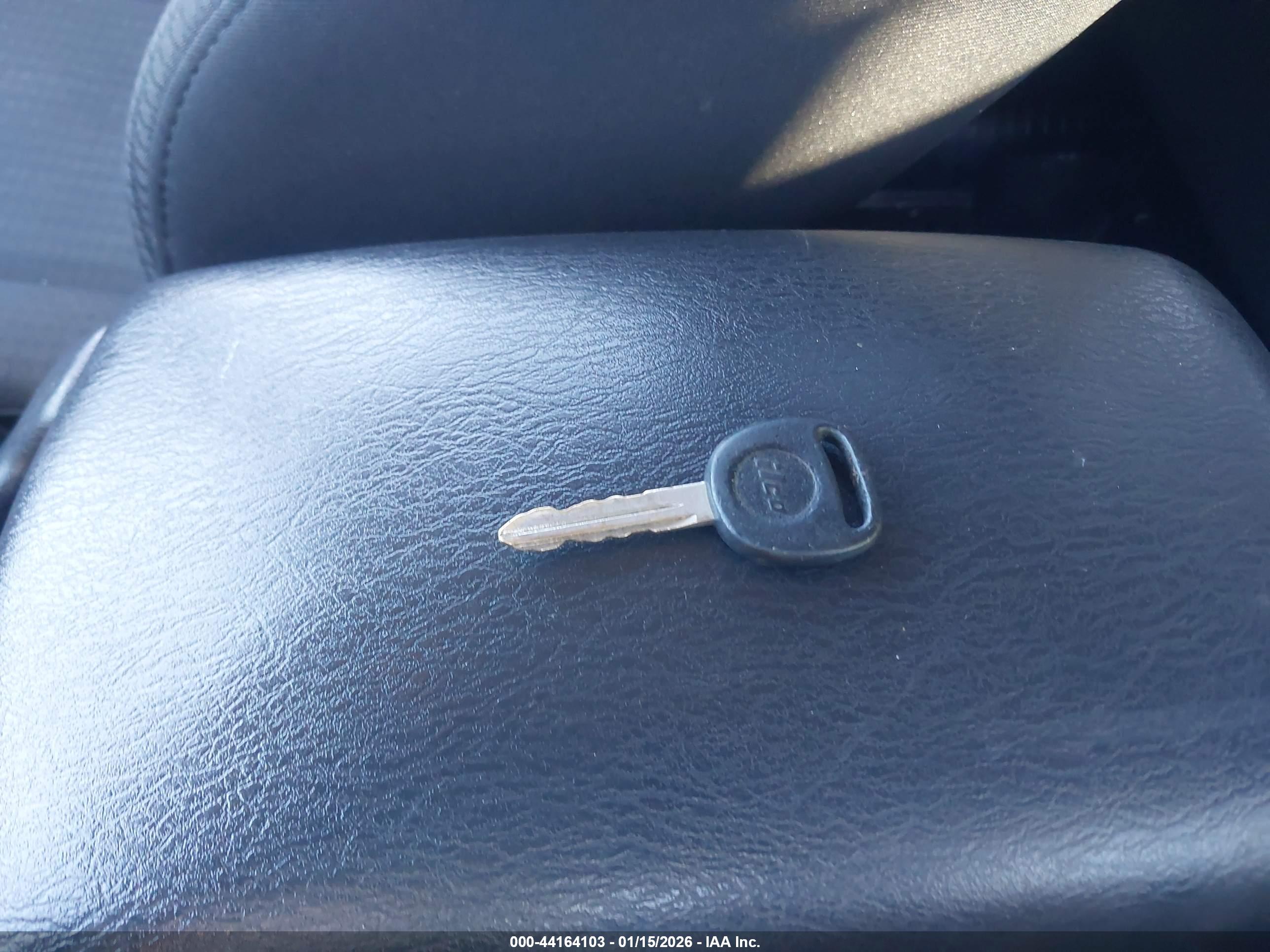 JEEP LIBERTY image 11