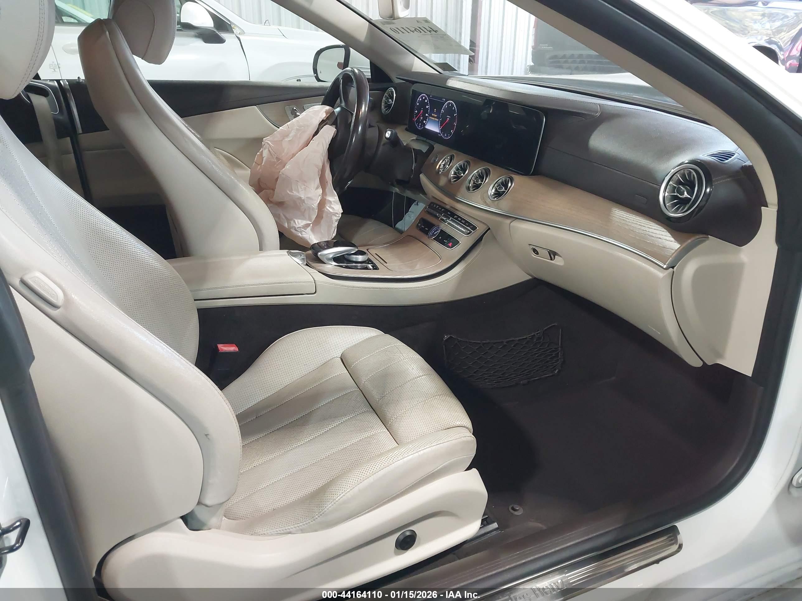 MERCEDES-BENZ E image 5