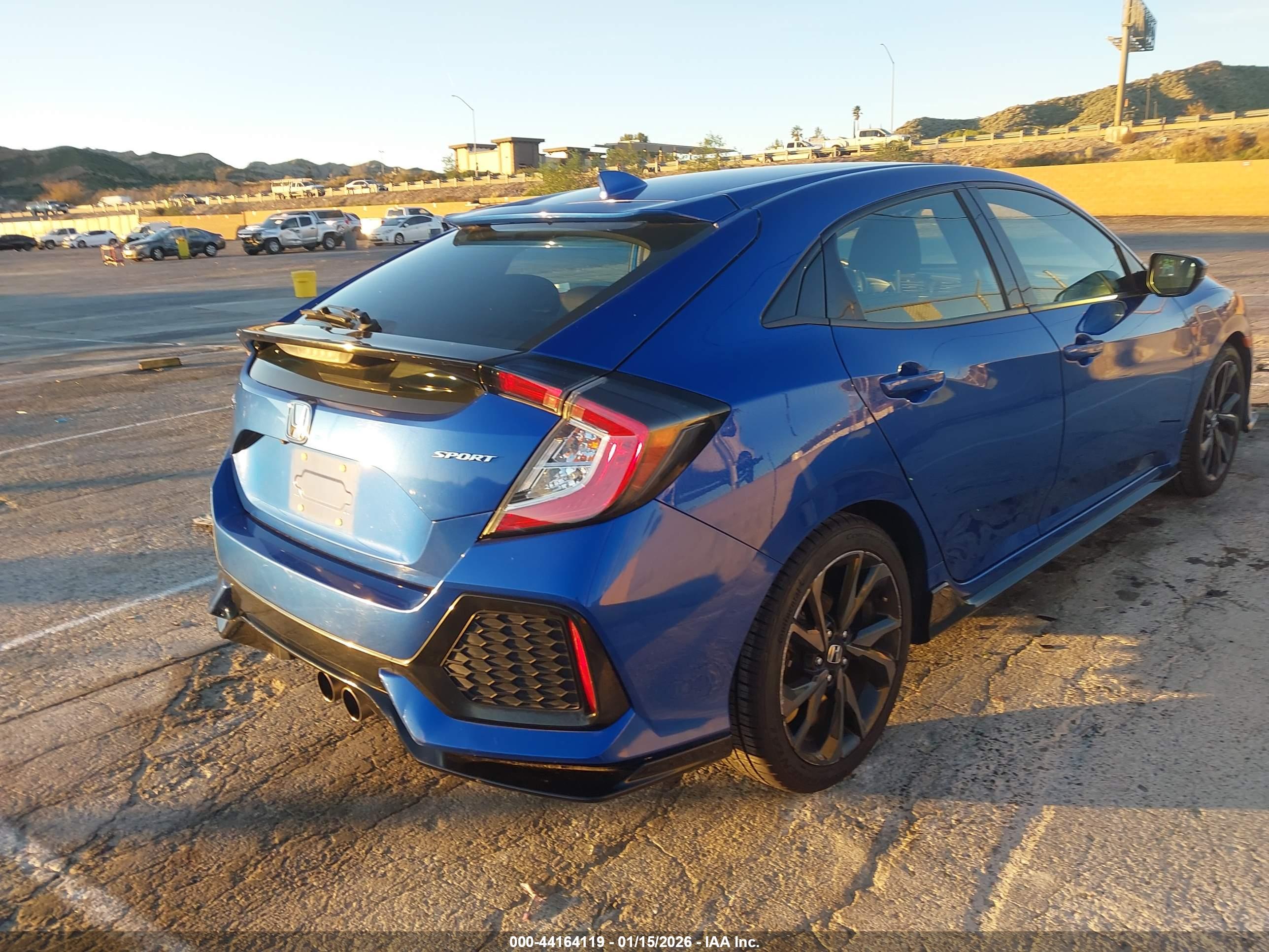 HONDA CIVIC image 4