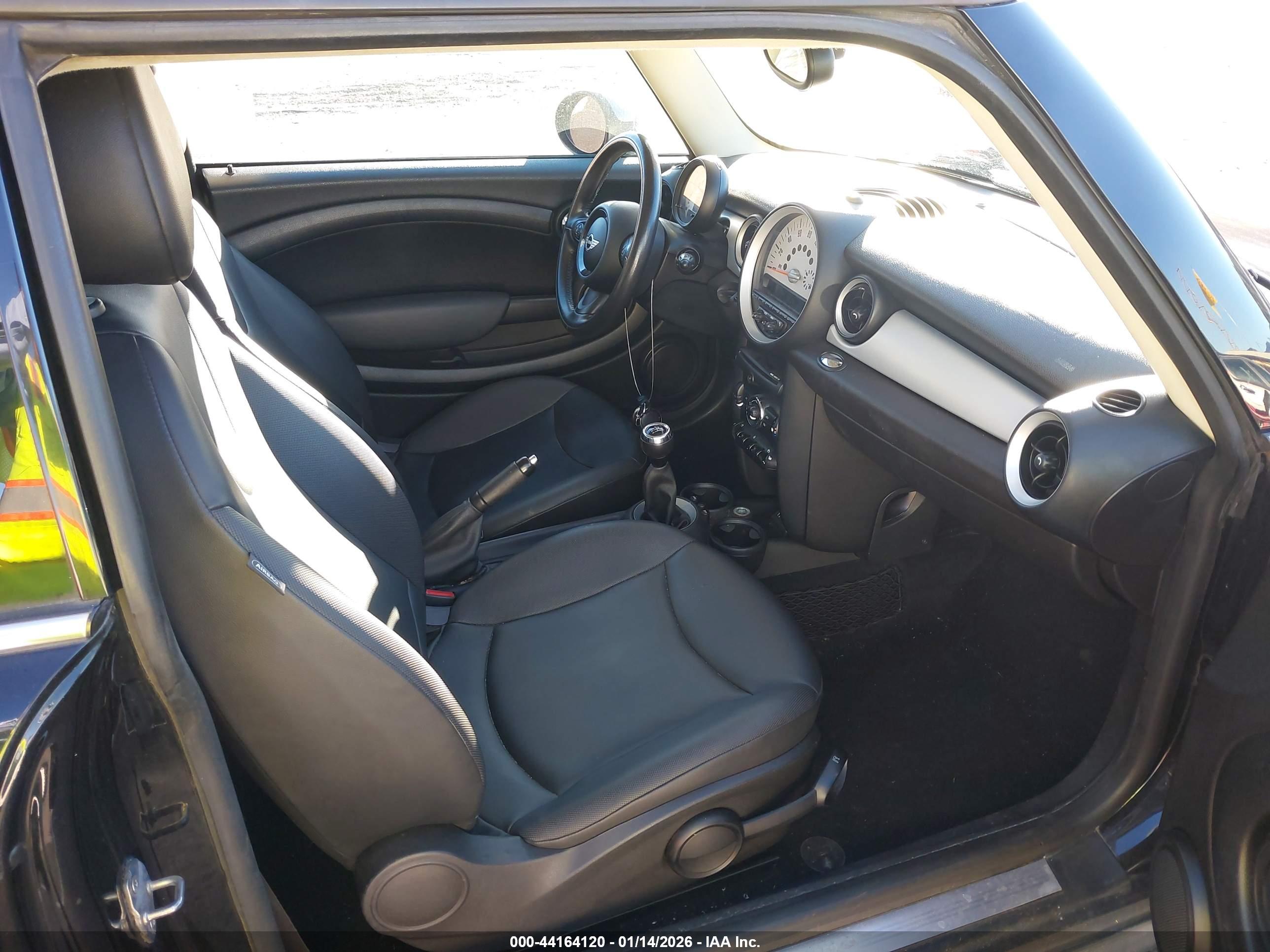MINI HARDTOP image 5