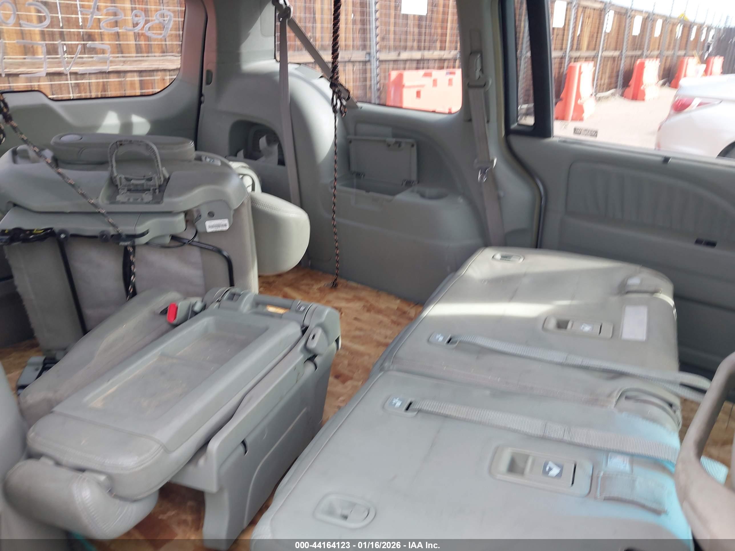 HONDA ODYSSEY image 8