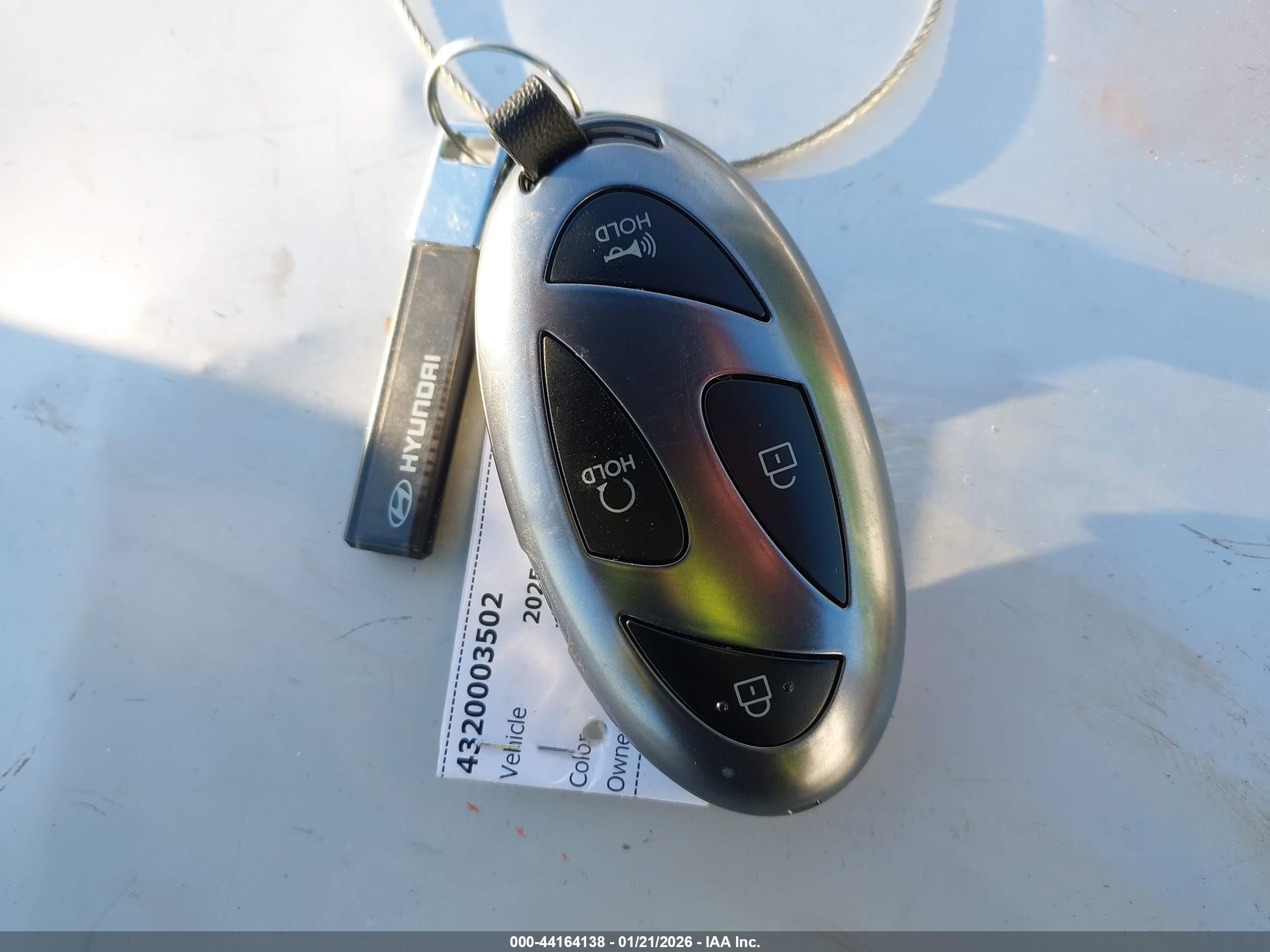 HYUNDAI ELANTRA image 11