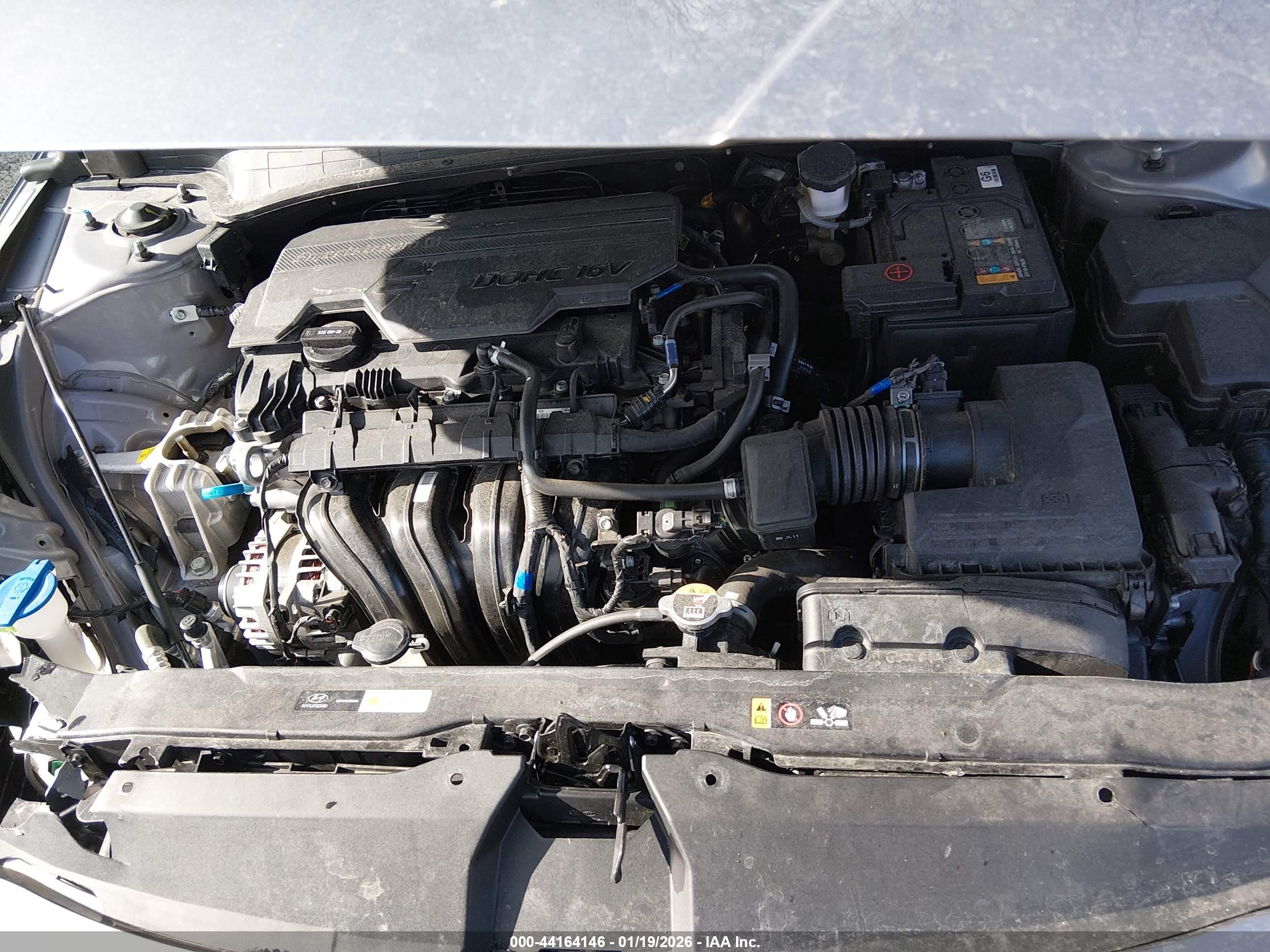 HYUNDAI ELANTRA image 10