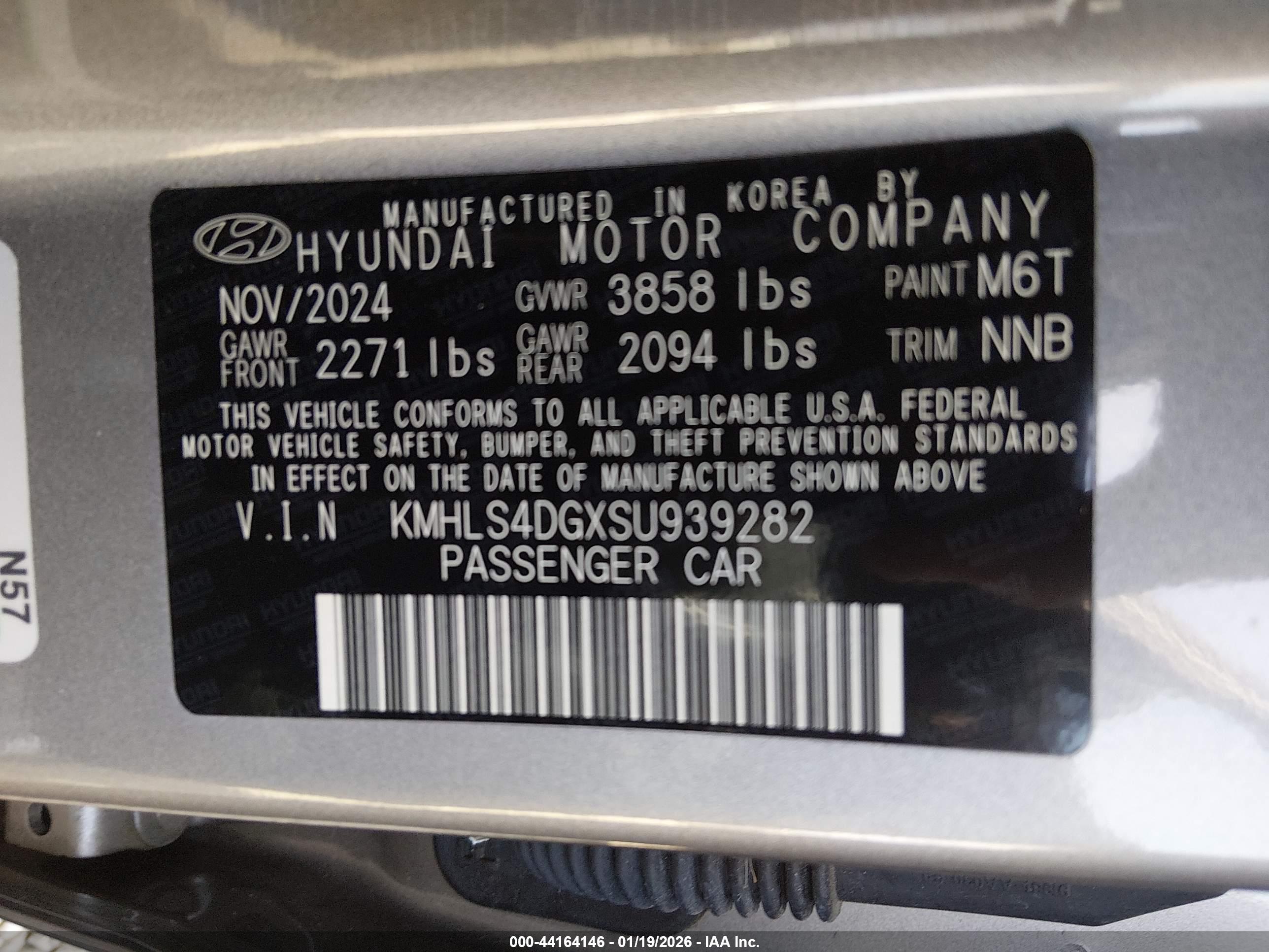 HYUNDAI ELANTRA image 9