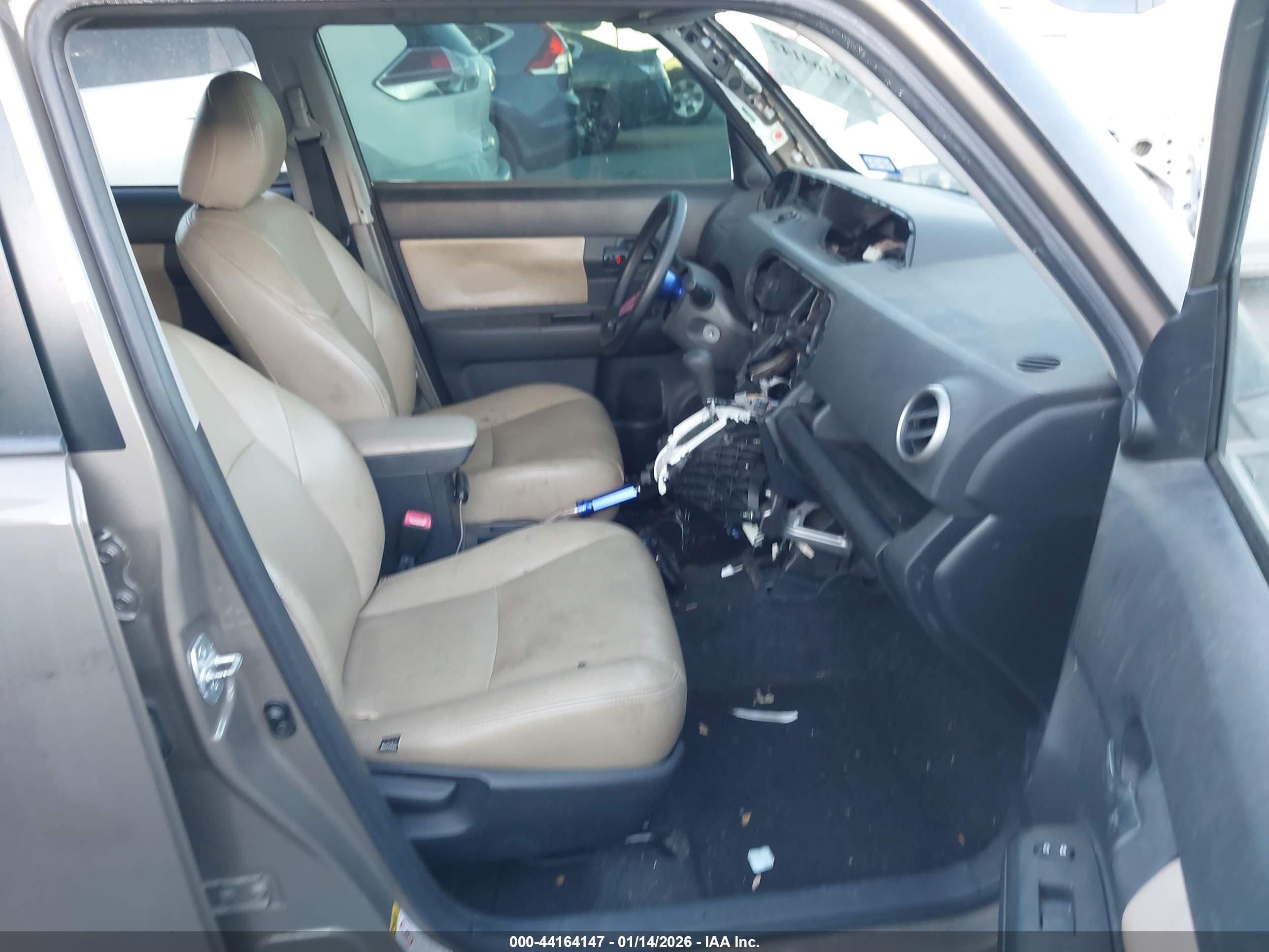 SCION XB image 5