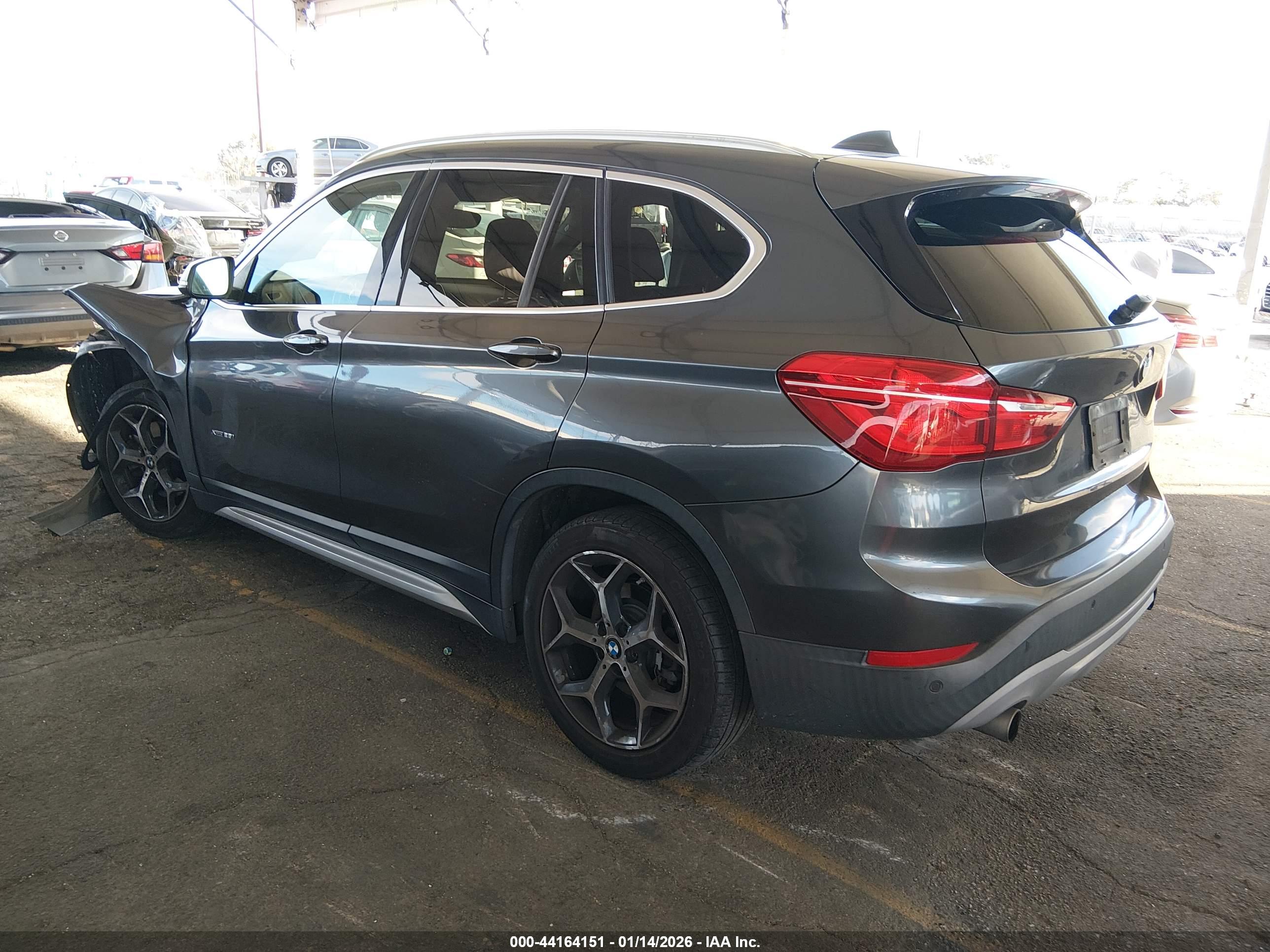 BMW X1 image 3