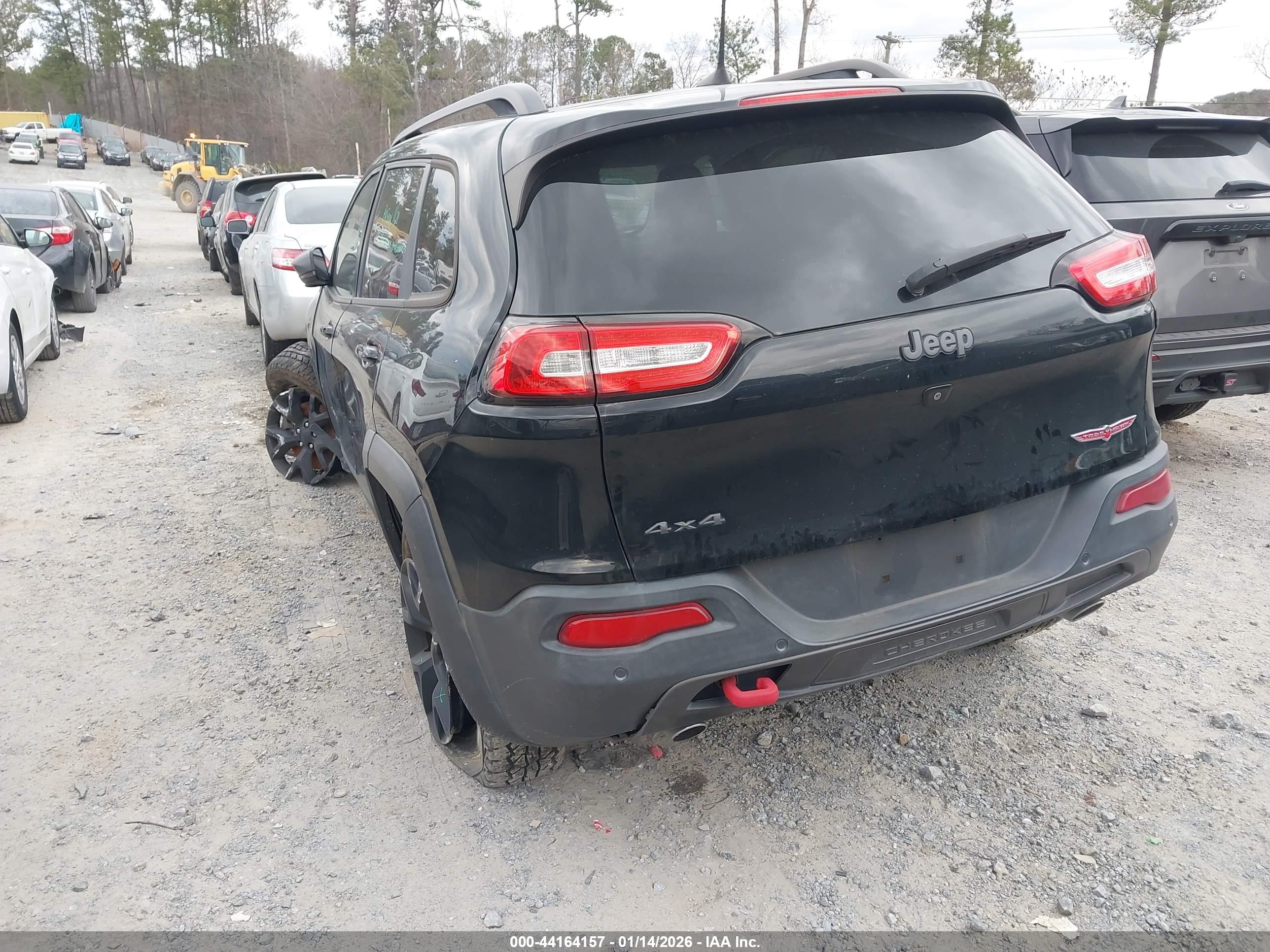 JEEP CHEROKEE image 3