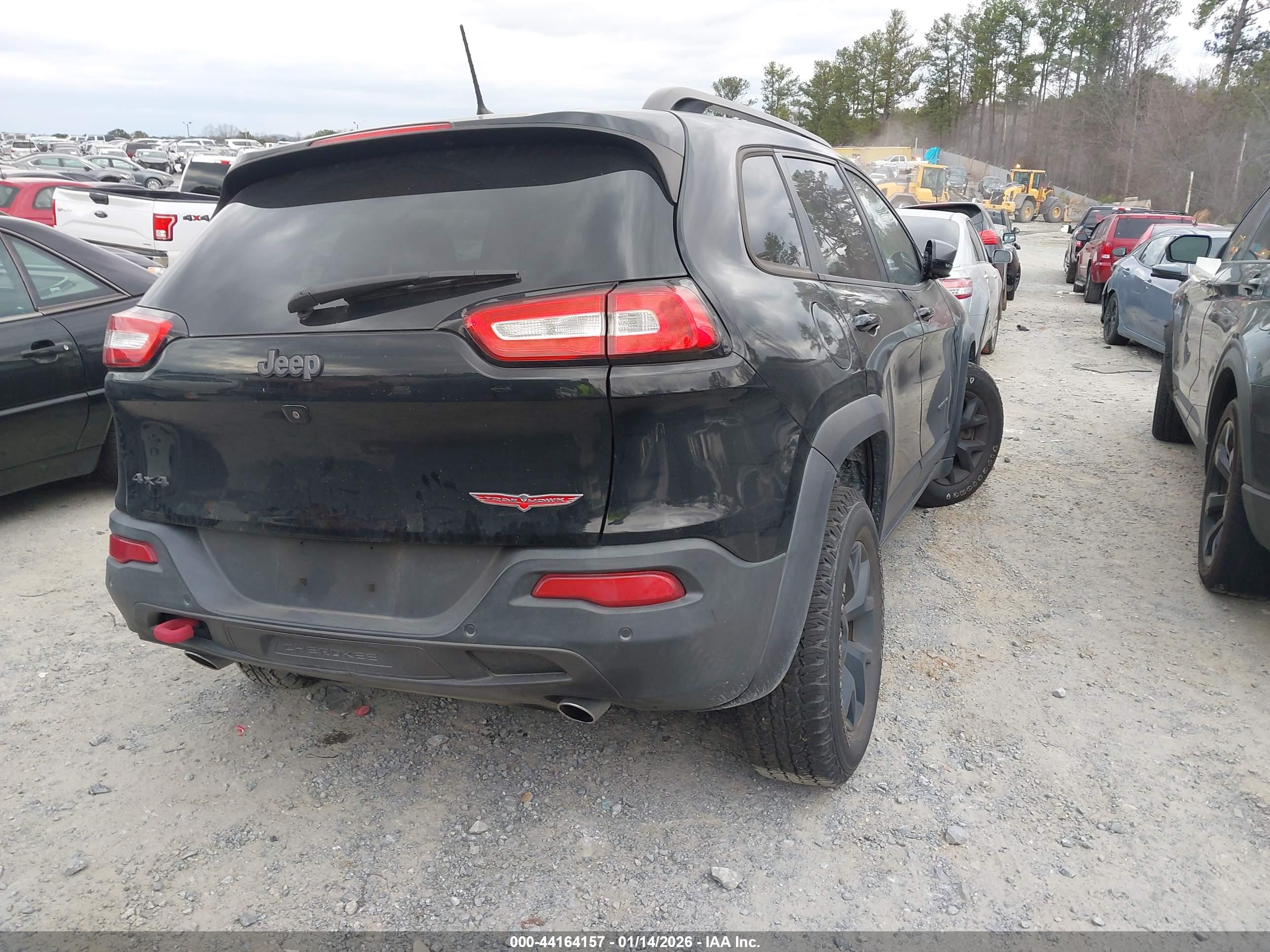 JEEP CHEROKEE image 4