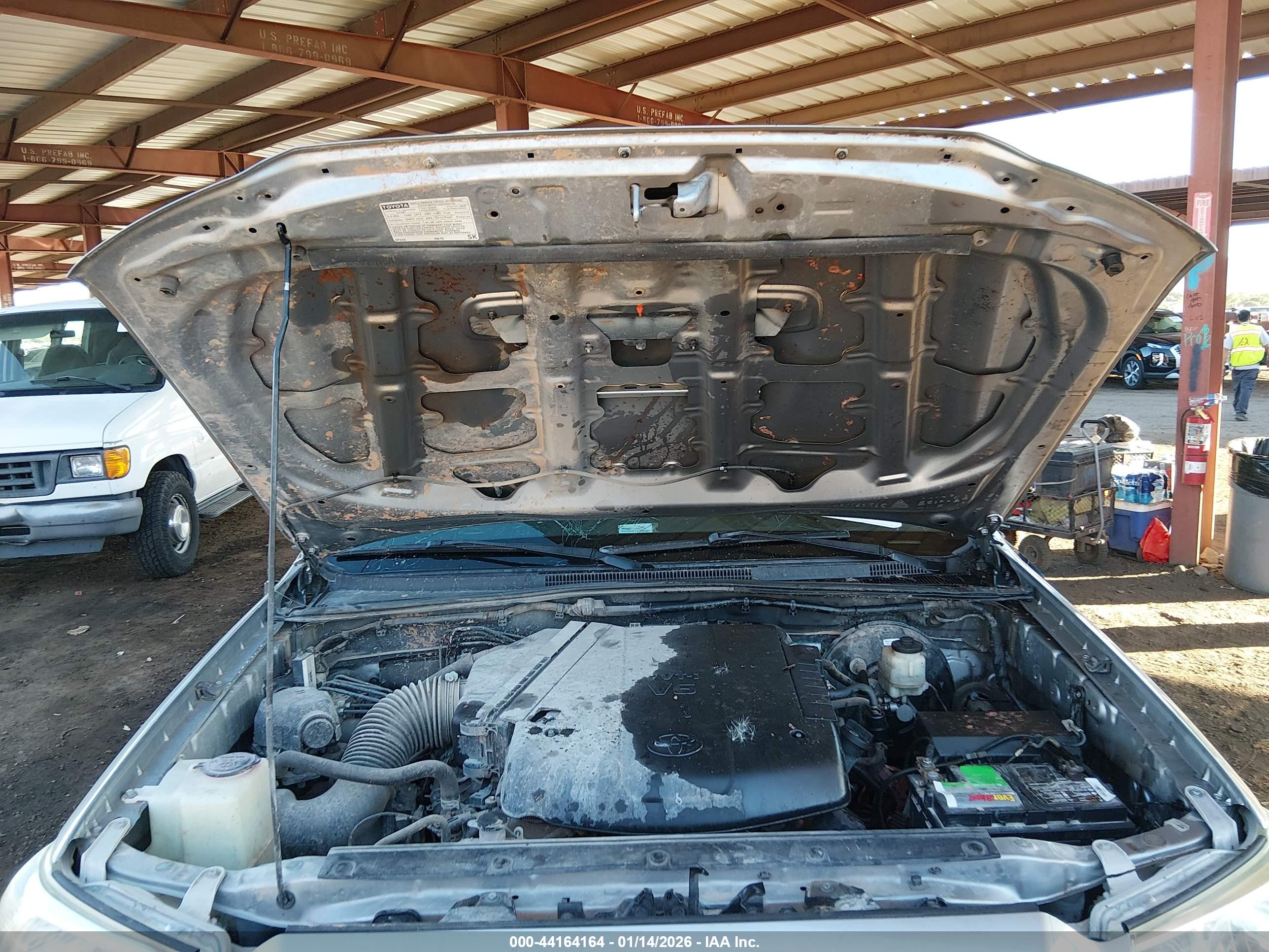 TOYOTA TACOMA image 10
