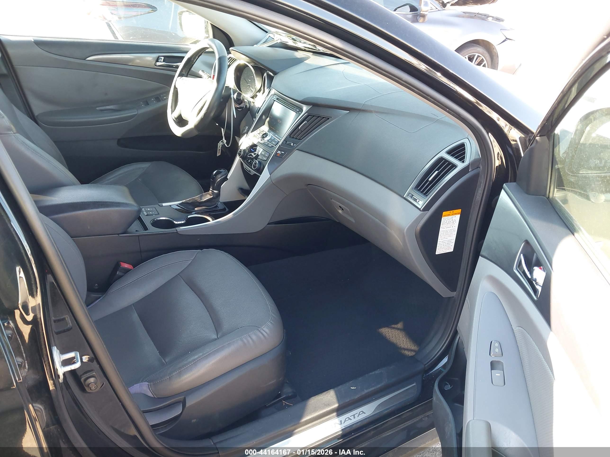 HYUNDAI SONATA image 5