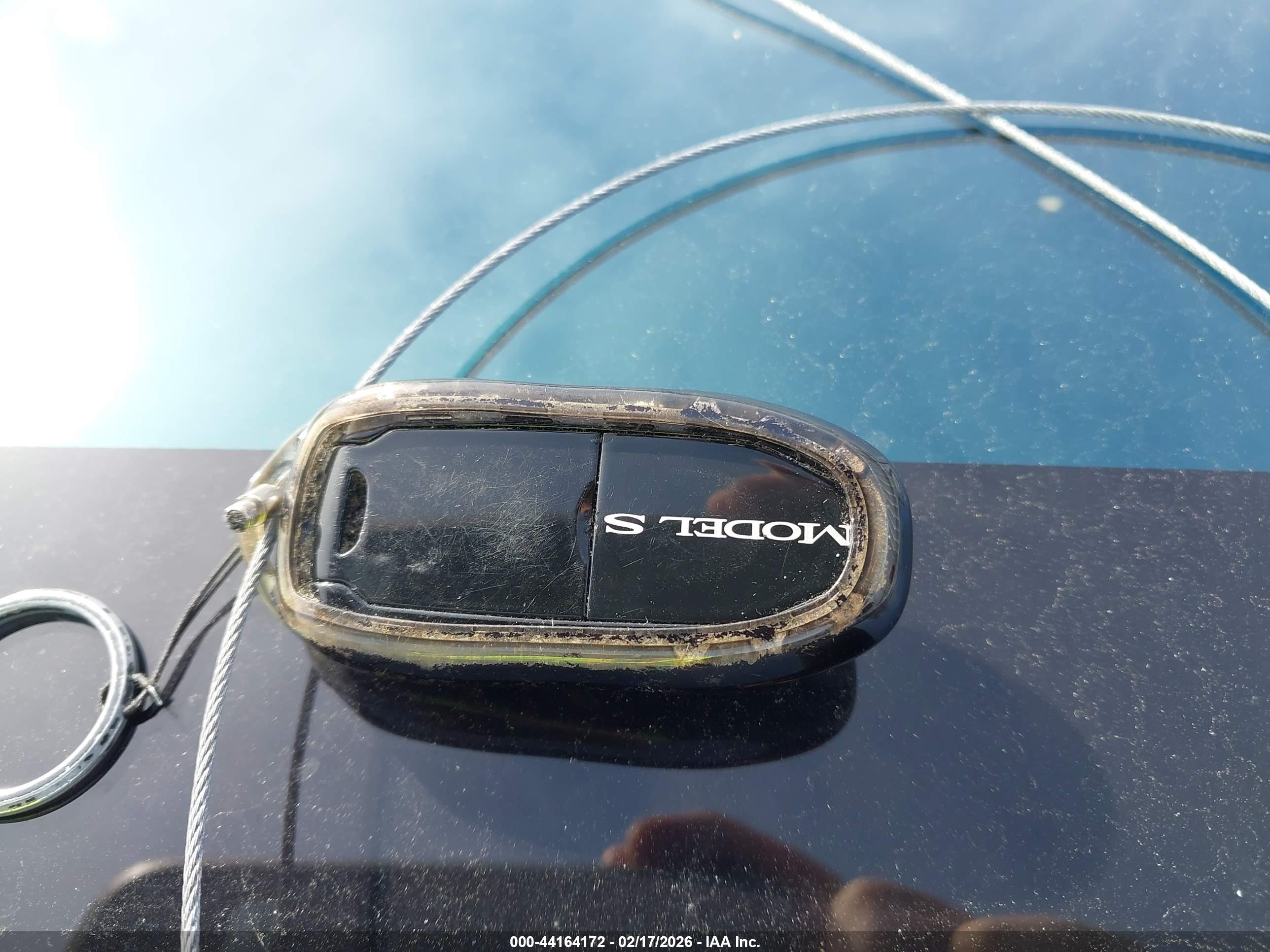 TESLA MODEL image 11