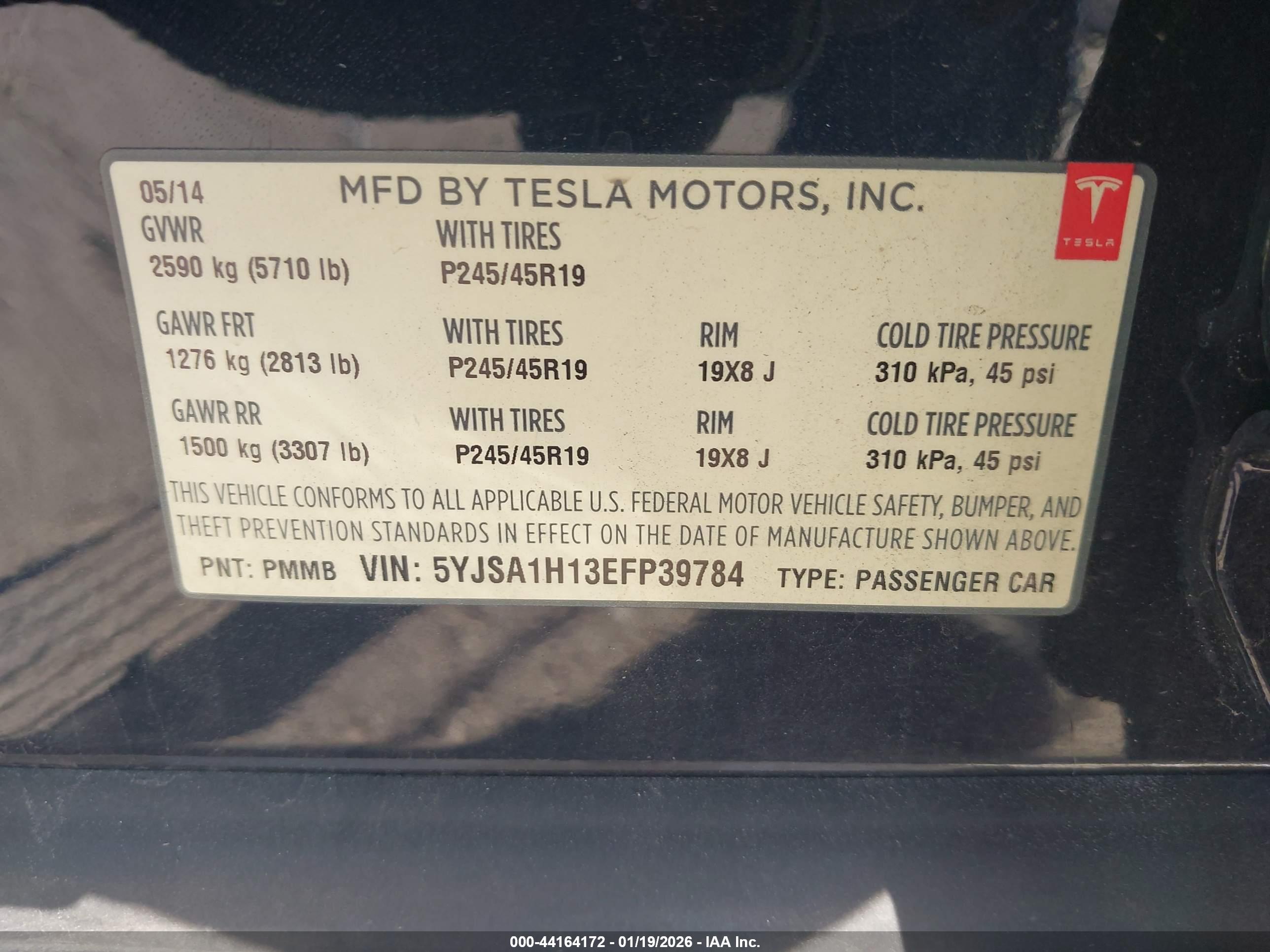 TESLA MODEL image 9