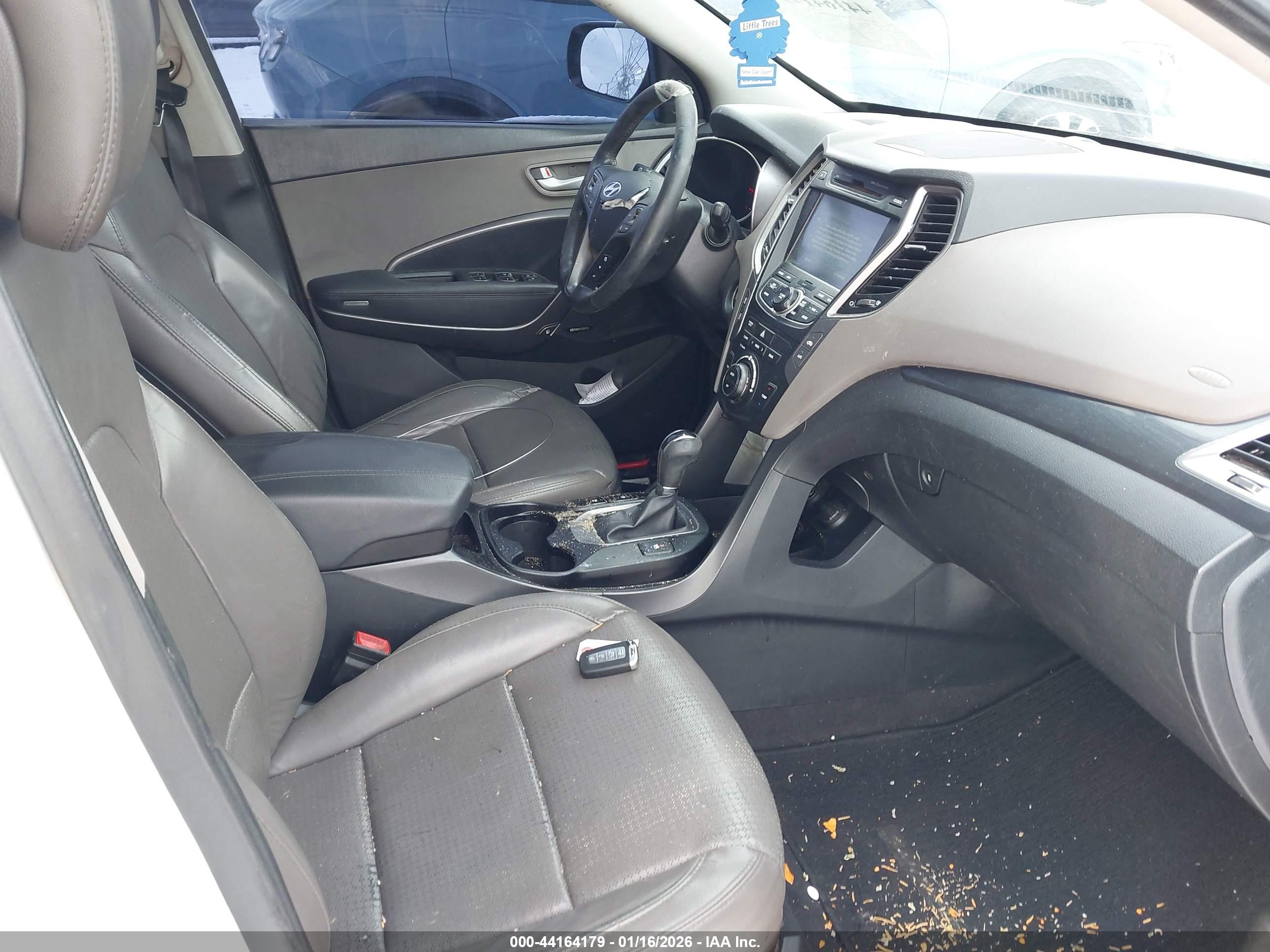 HYUNDAI SANTA image 5