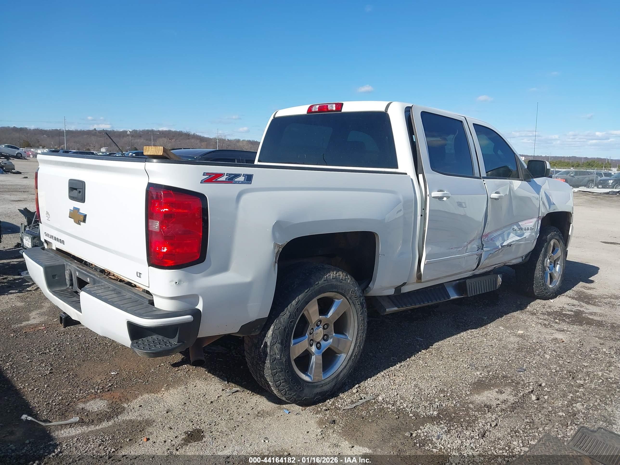 CHEVROLET SILVERADO image 4