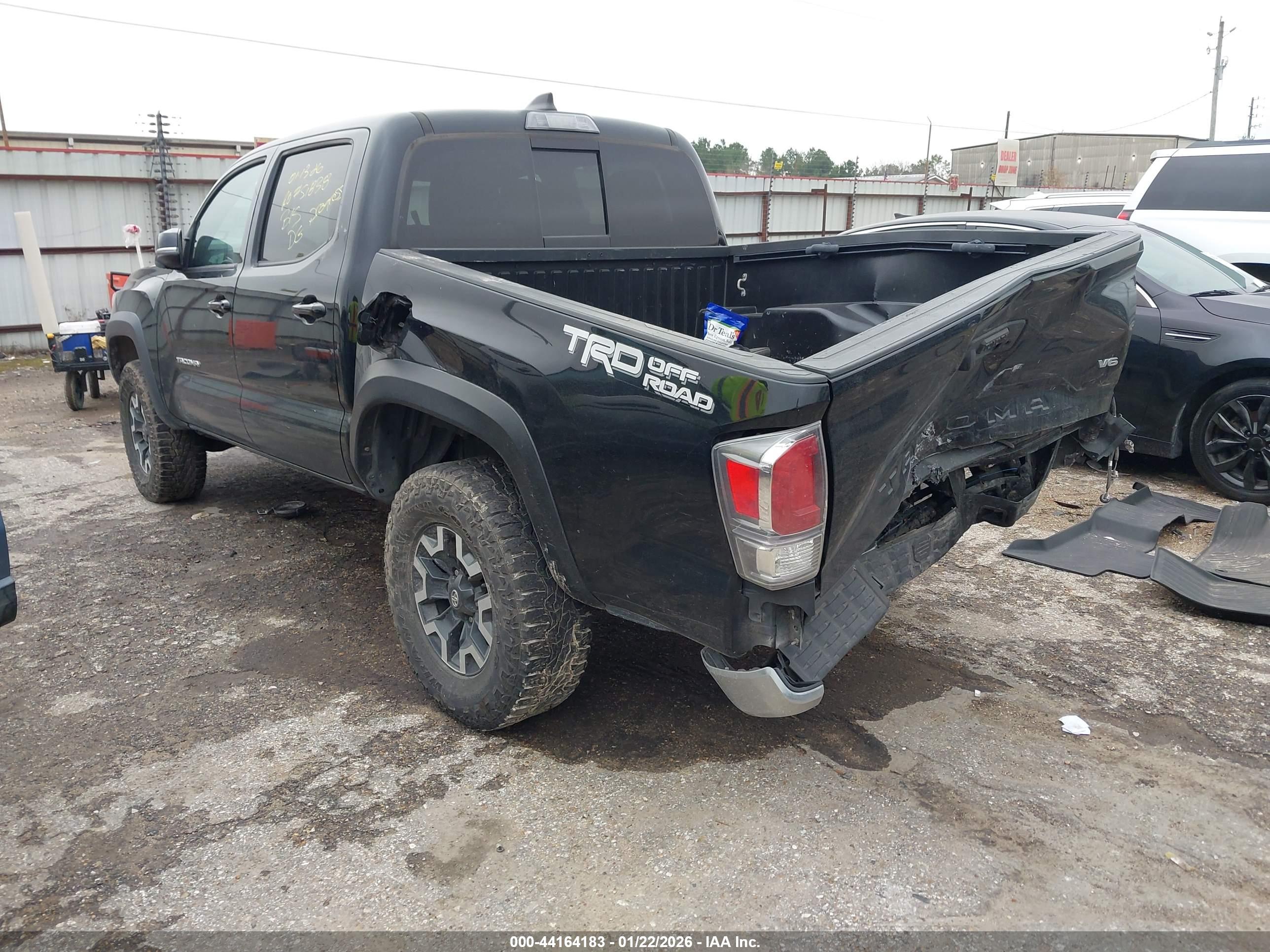 TOYOTA TACOMA image 3