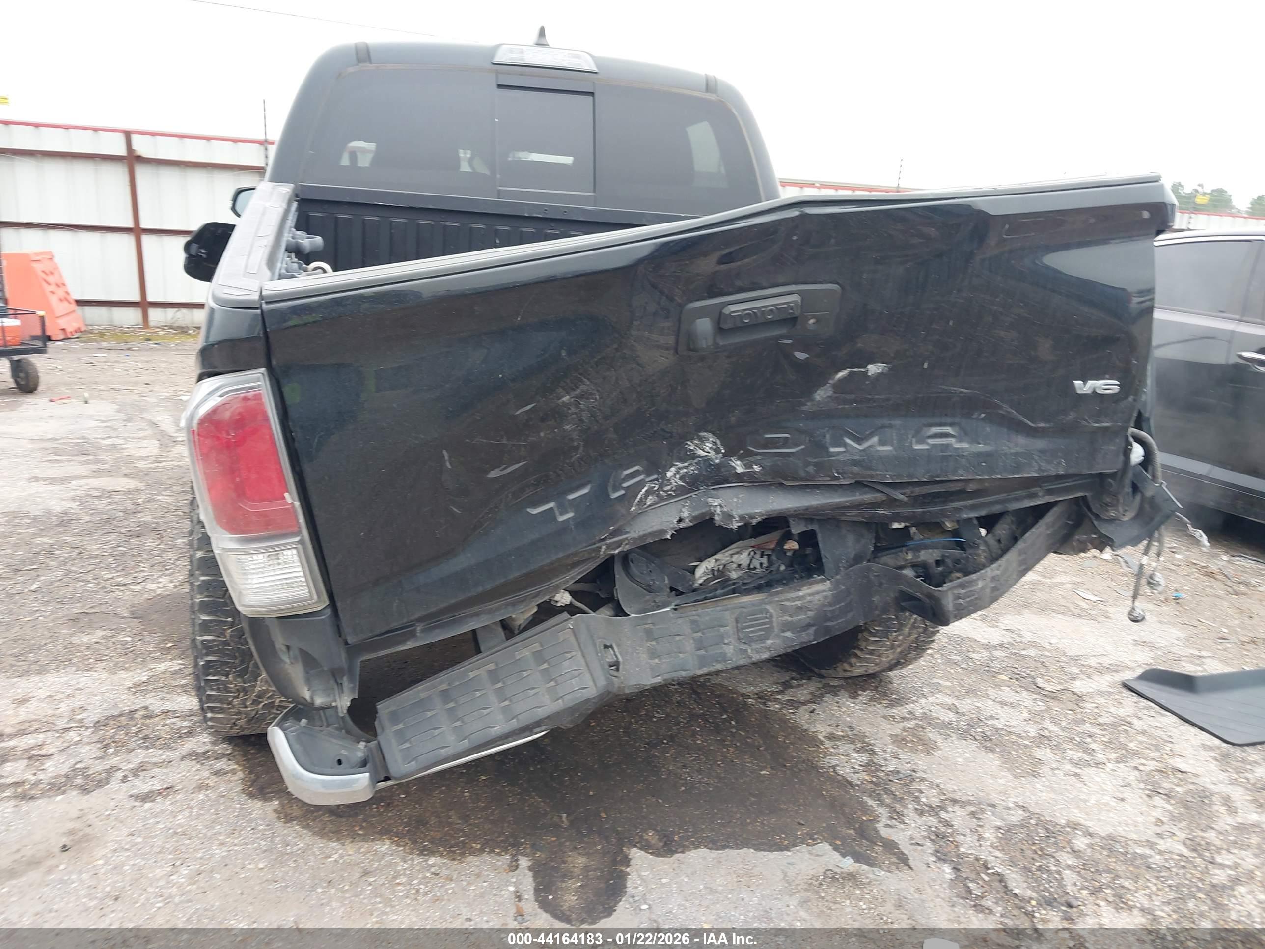 TOYOTA TACOMA image 6