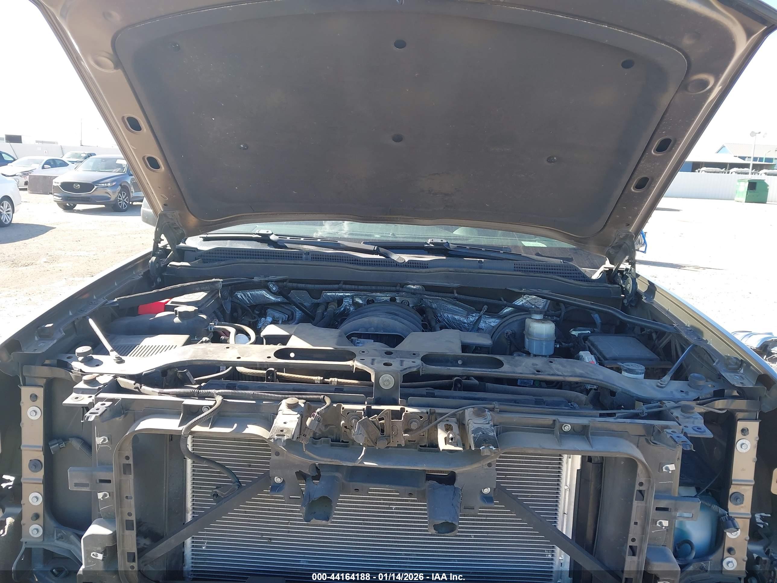 CHEVROLET SILVERADO image 10