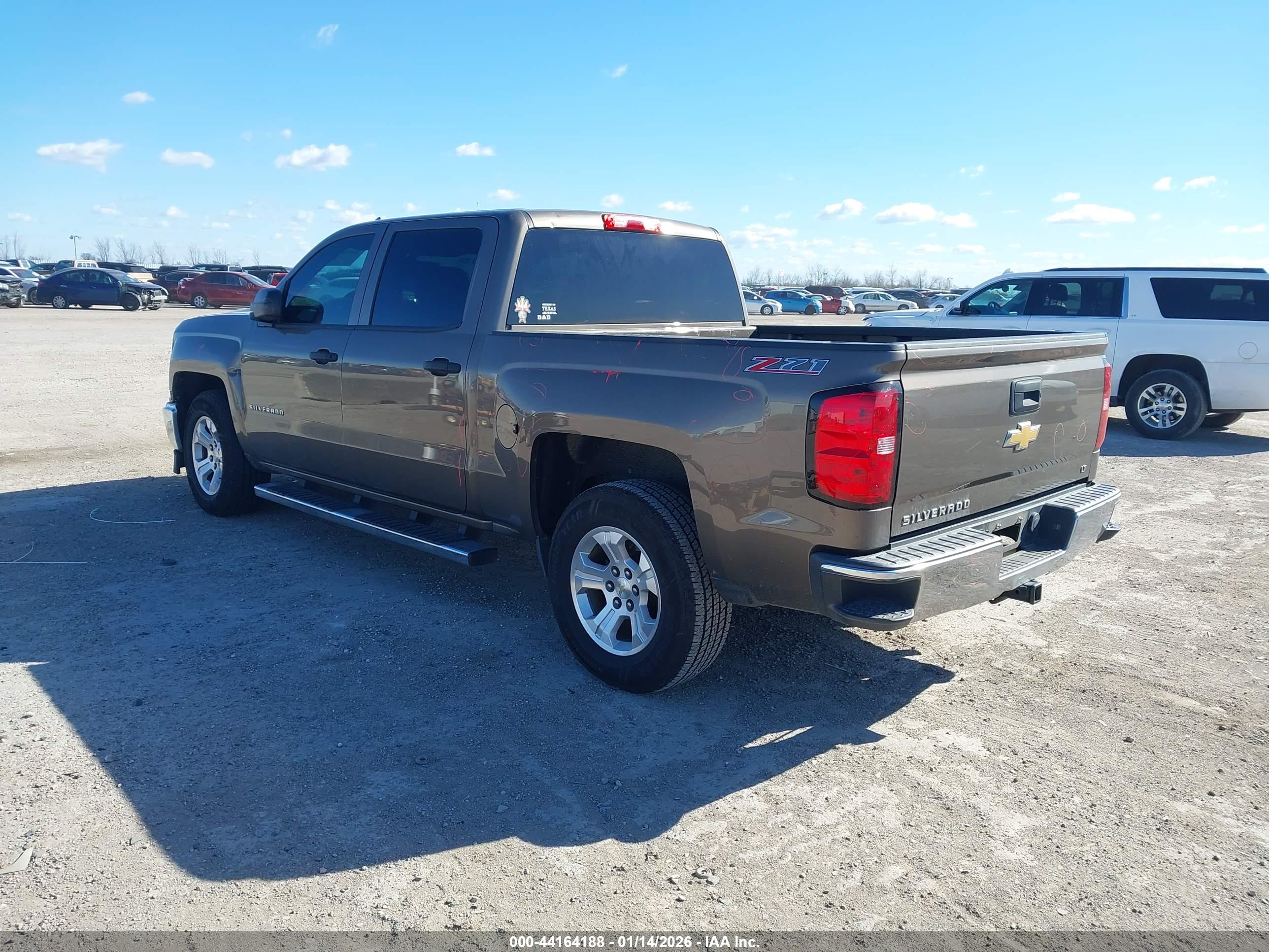 CHEVROLET SILVERADO image 3