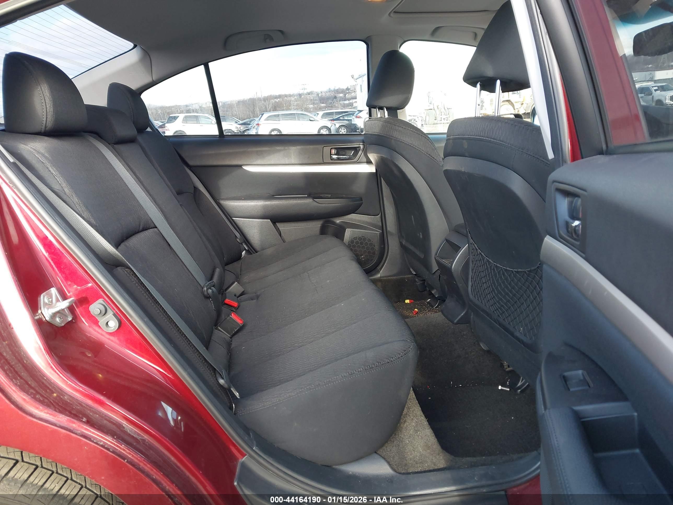 SUBARU LEGACY image 8
