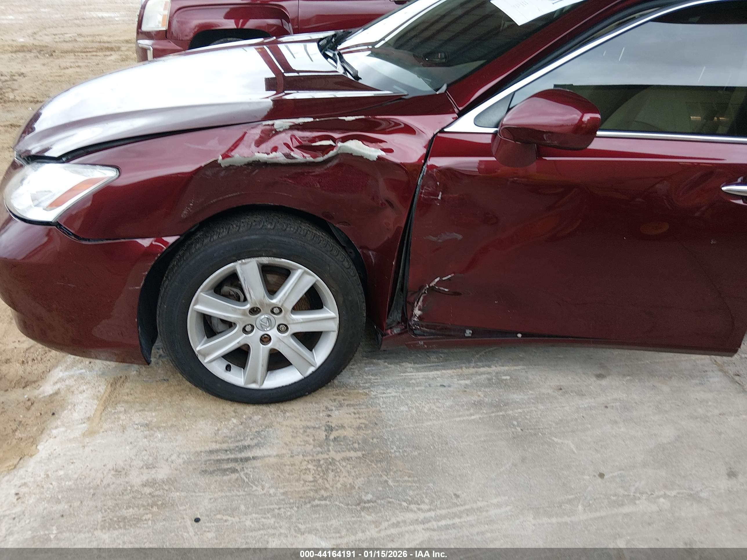 LEXUS ES image 6