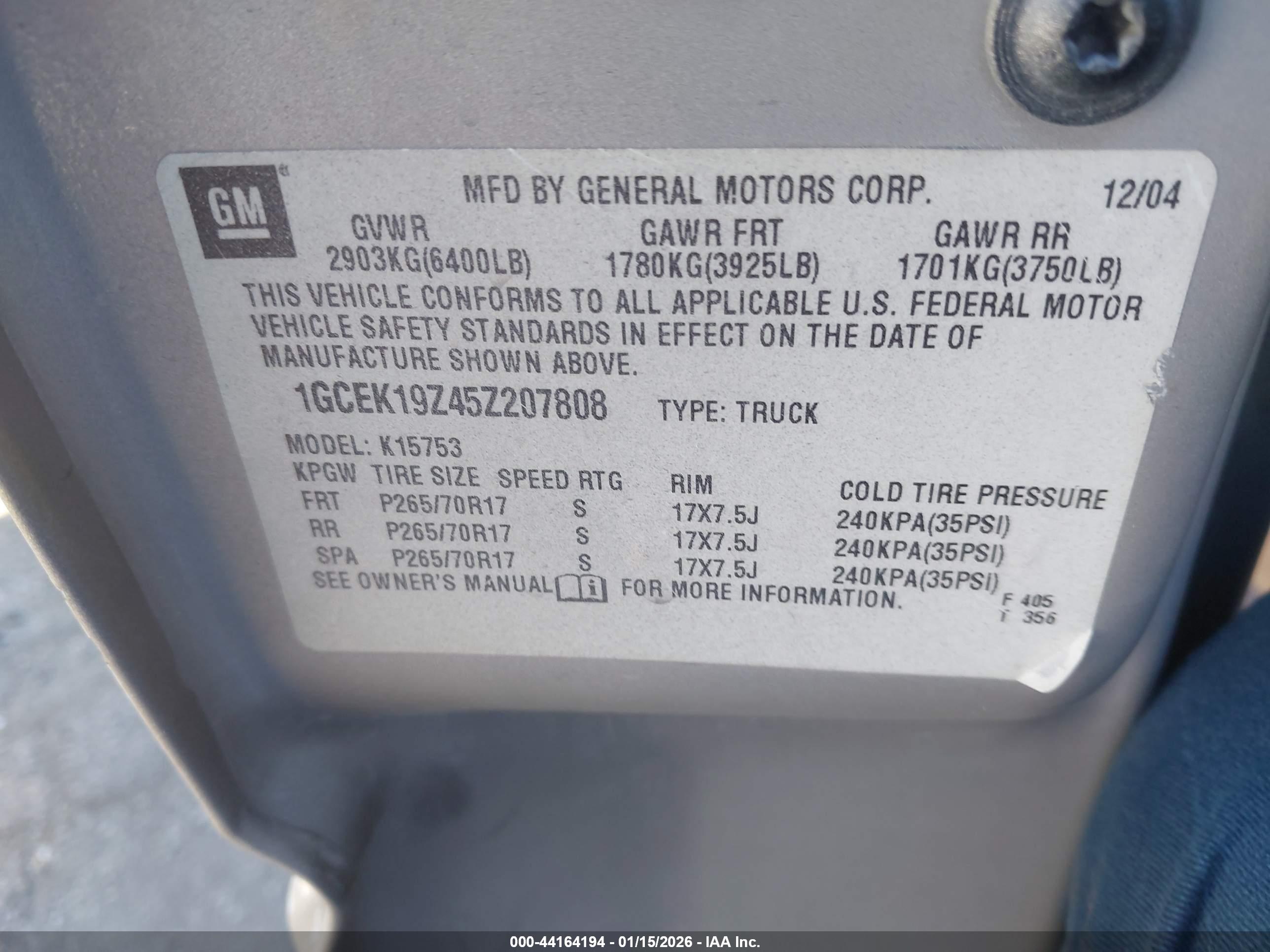 CHEVROLET SILVERADO image 9